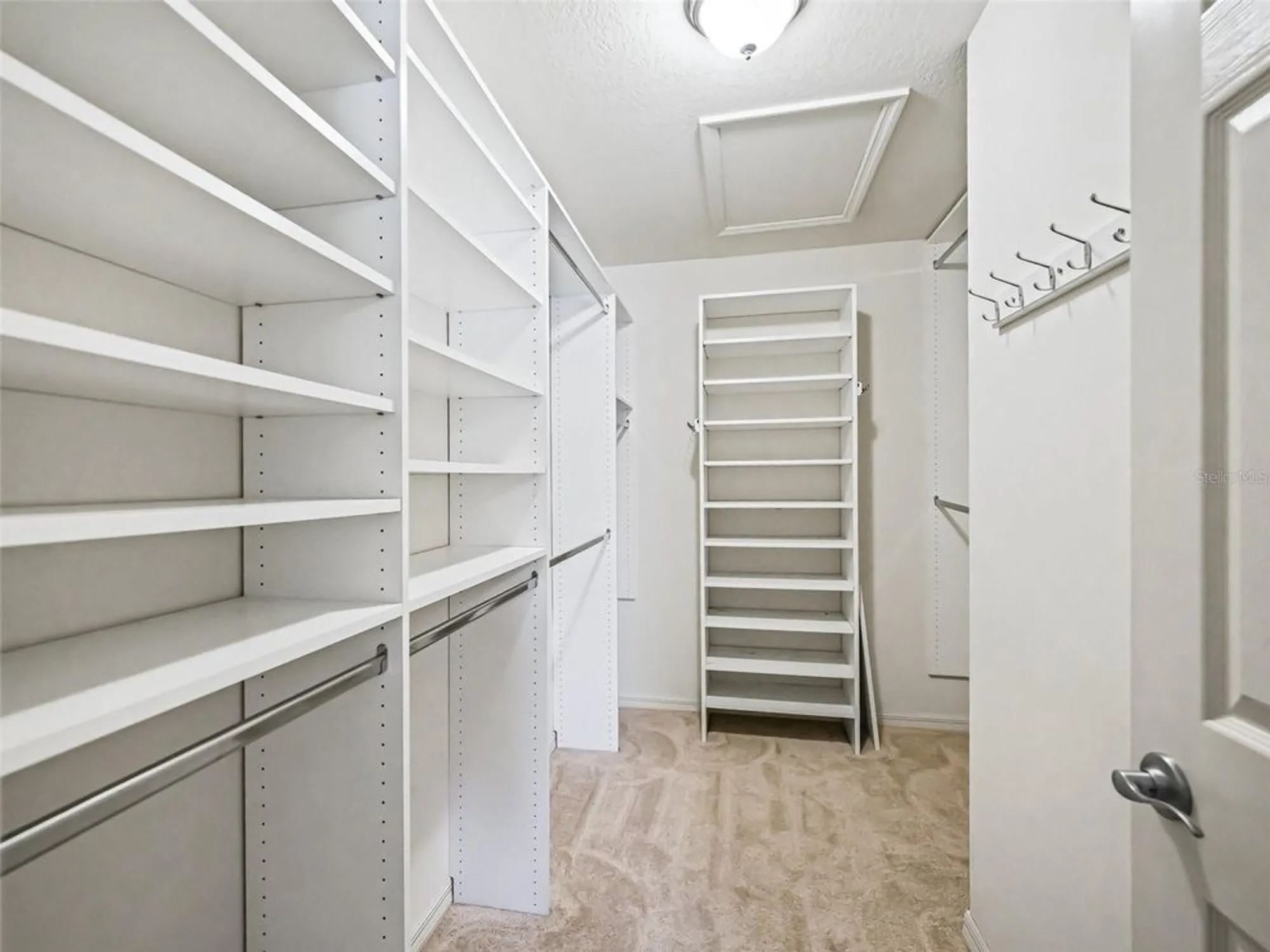 Property Slideshow image 19 of 31 | 2360 hopespring loop, The Villages, FL, 32162