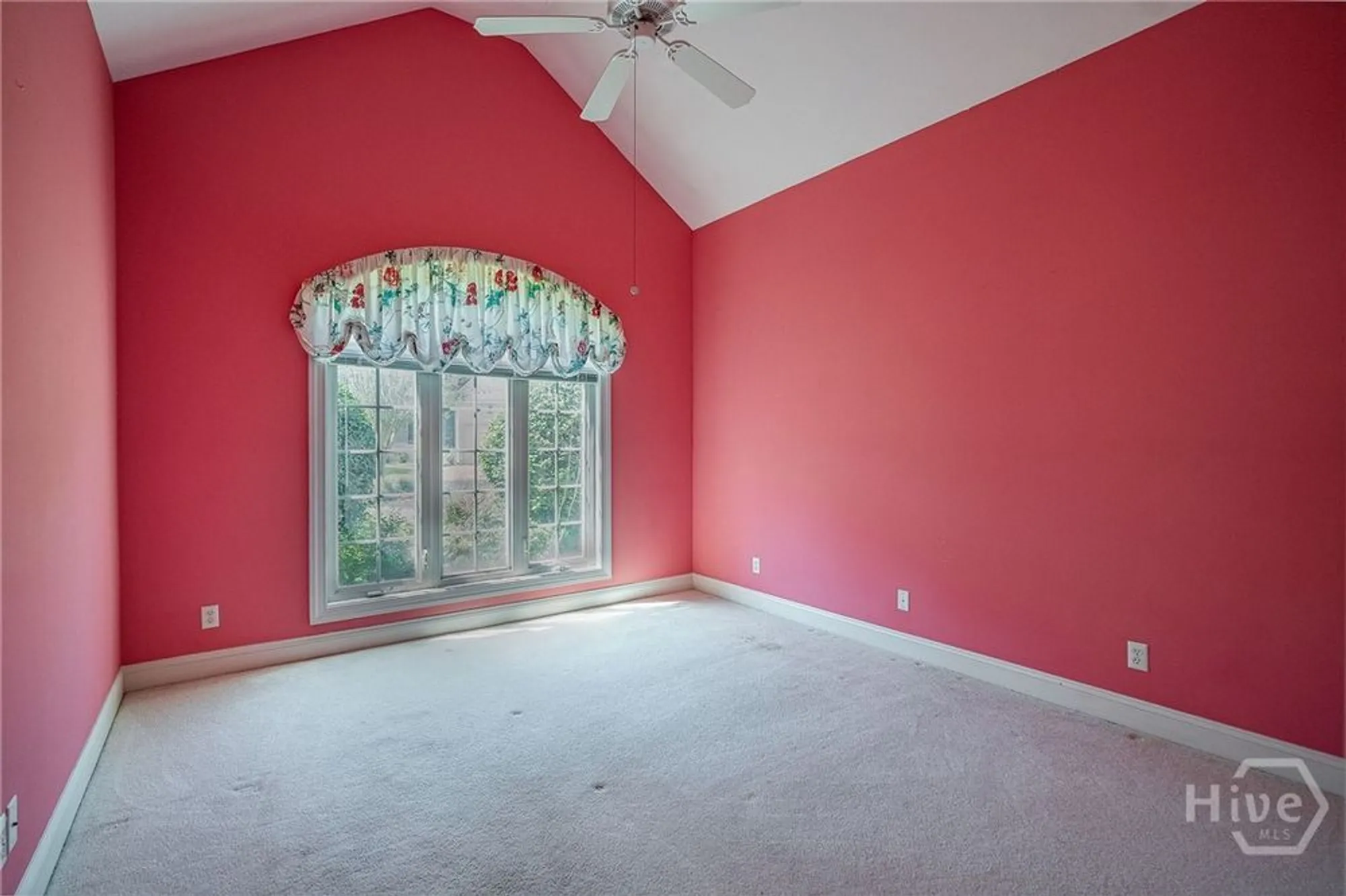 Property Slideshow image 18 of 26 | 1 breakfast ct, Savannah, GA, 31411