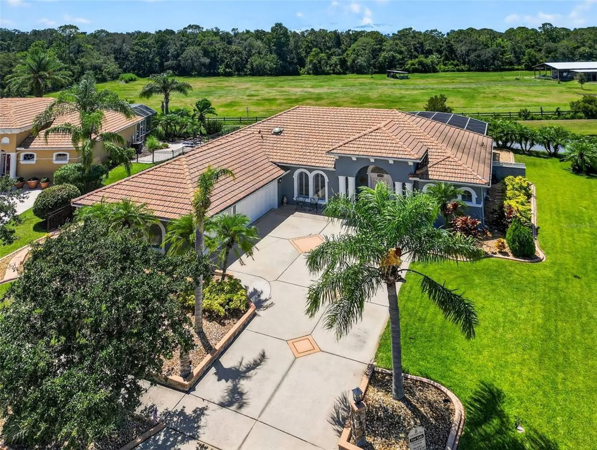 Property Slideshow image 22 of 93 | 3606 maribella dr, New Smyrna Beach, FL, 32168