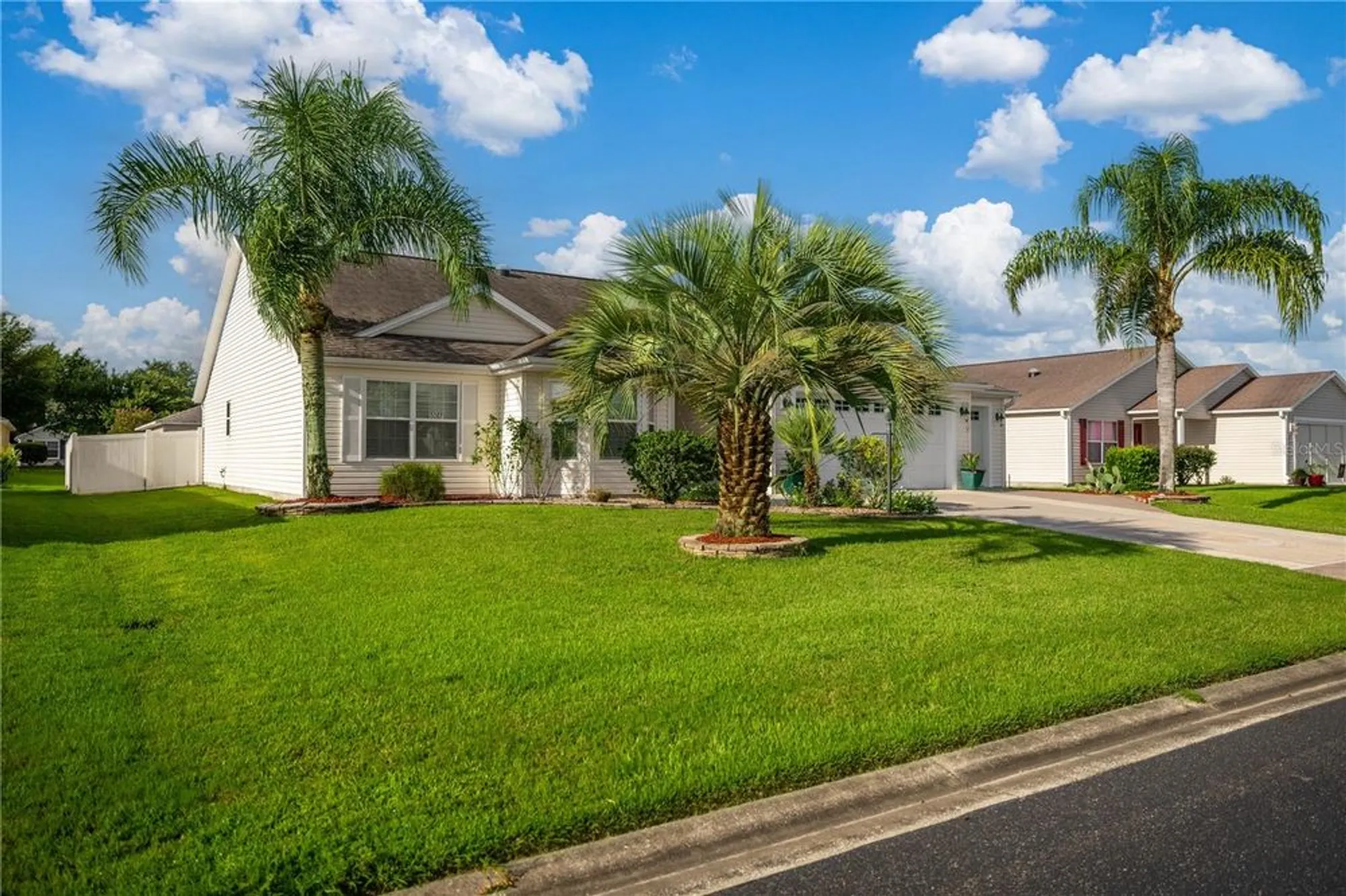 Property Slideshow image 10 of 34 | 5087 ne 121st ave, Oxford, FL, 34484