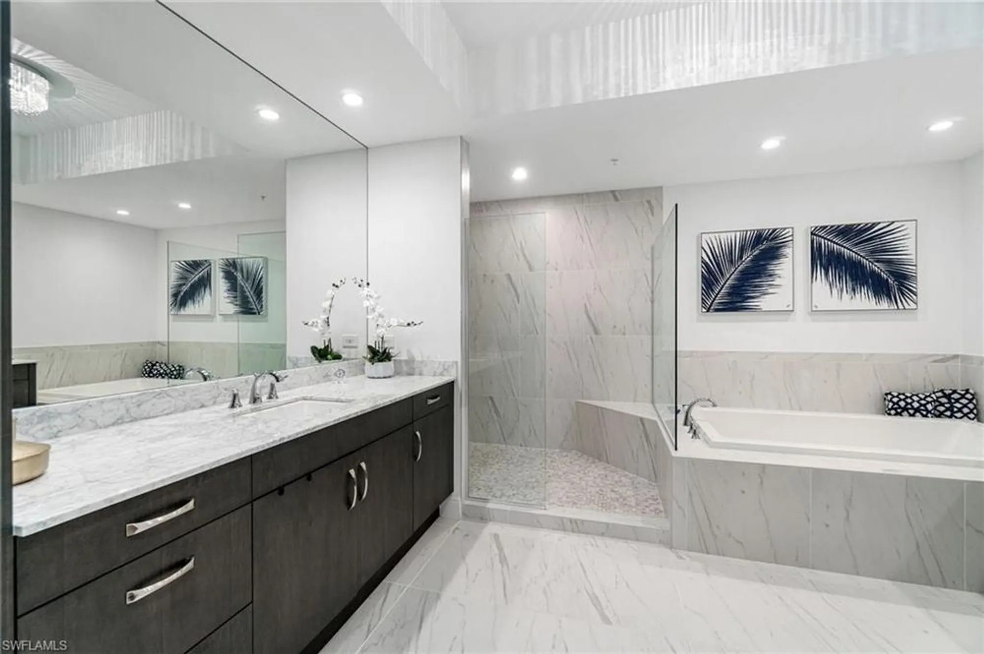 Property Slideshow image 23 of 49 | 4800 pelican colony blvd unit 303, Bonita Springs, FL, 34134