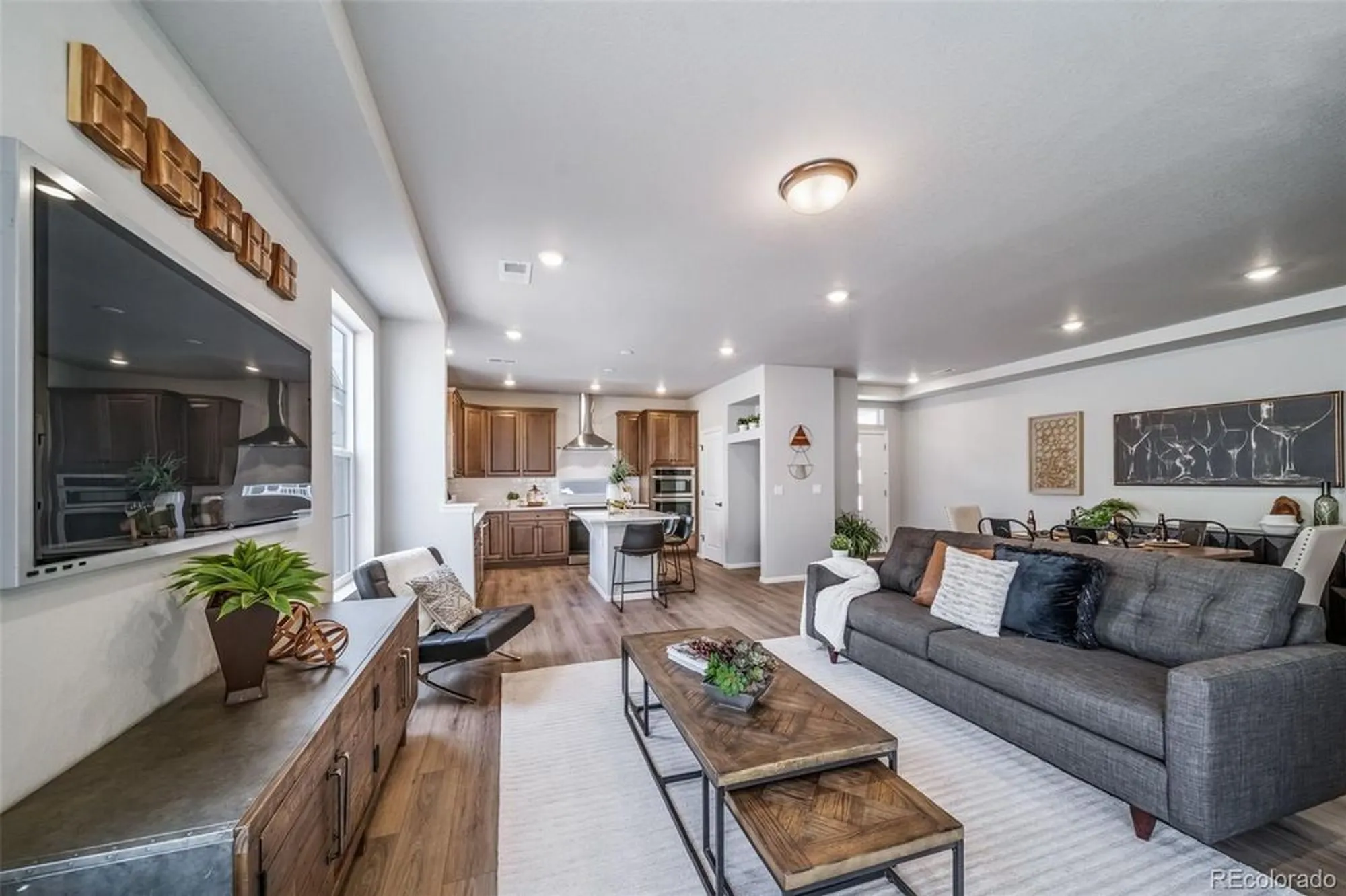 Property Slideshow image 13 of 29 | 21845 e 51st dr, Aurora, CO, 80019