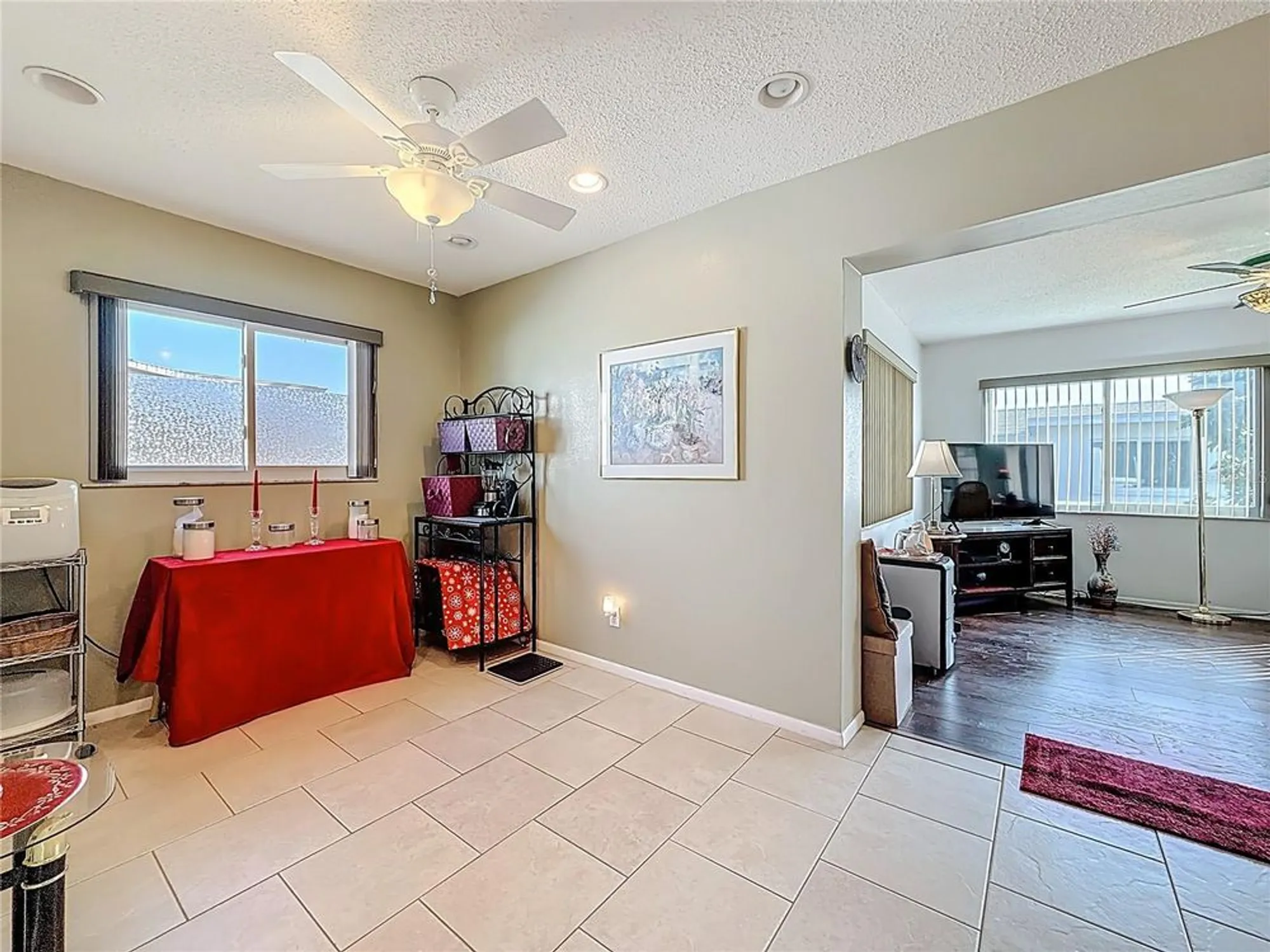 Property Slideshow image 17 of 45 | 9729 36th way n # 4, Pinellas Park, FL, 33782