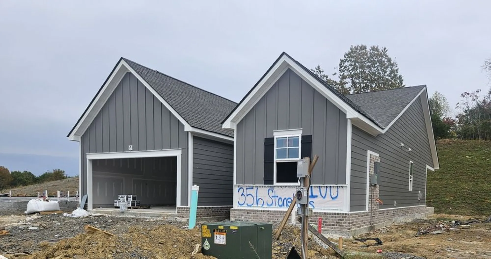 Property Slideshow image 3 of 31 | 356 stonehaus cir, Antioch, TN, 37013