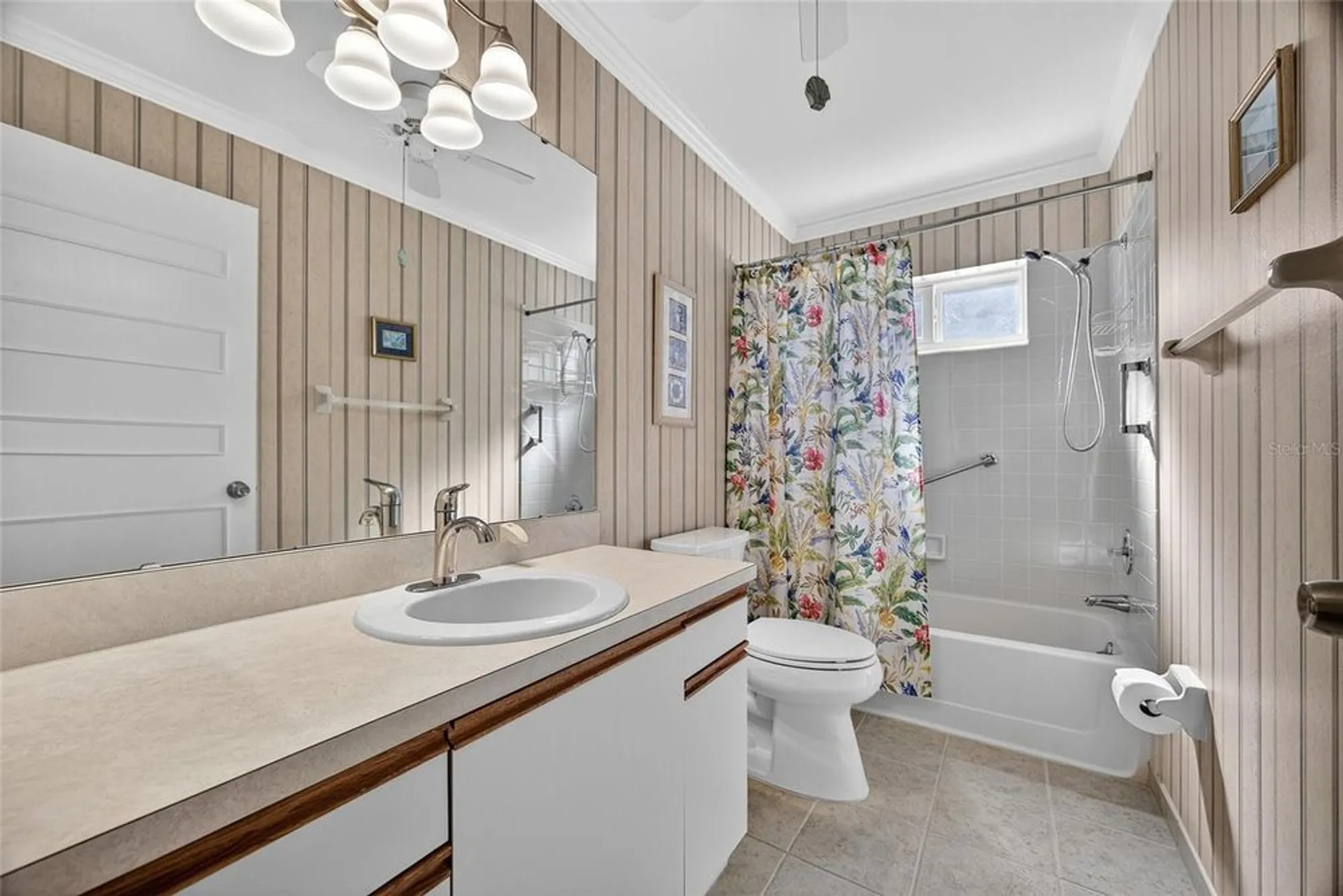 Property Slideshow image 14 of 40 | 612 chestnut ln # 100, Englewood, FL, 34223