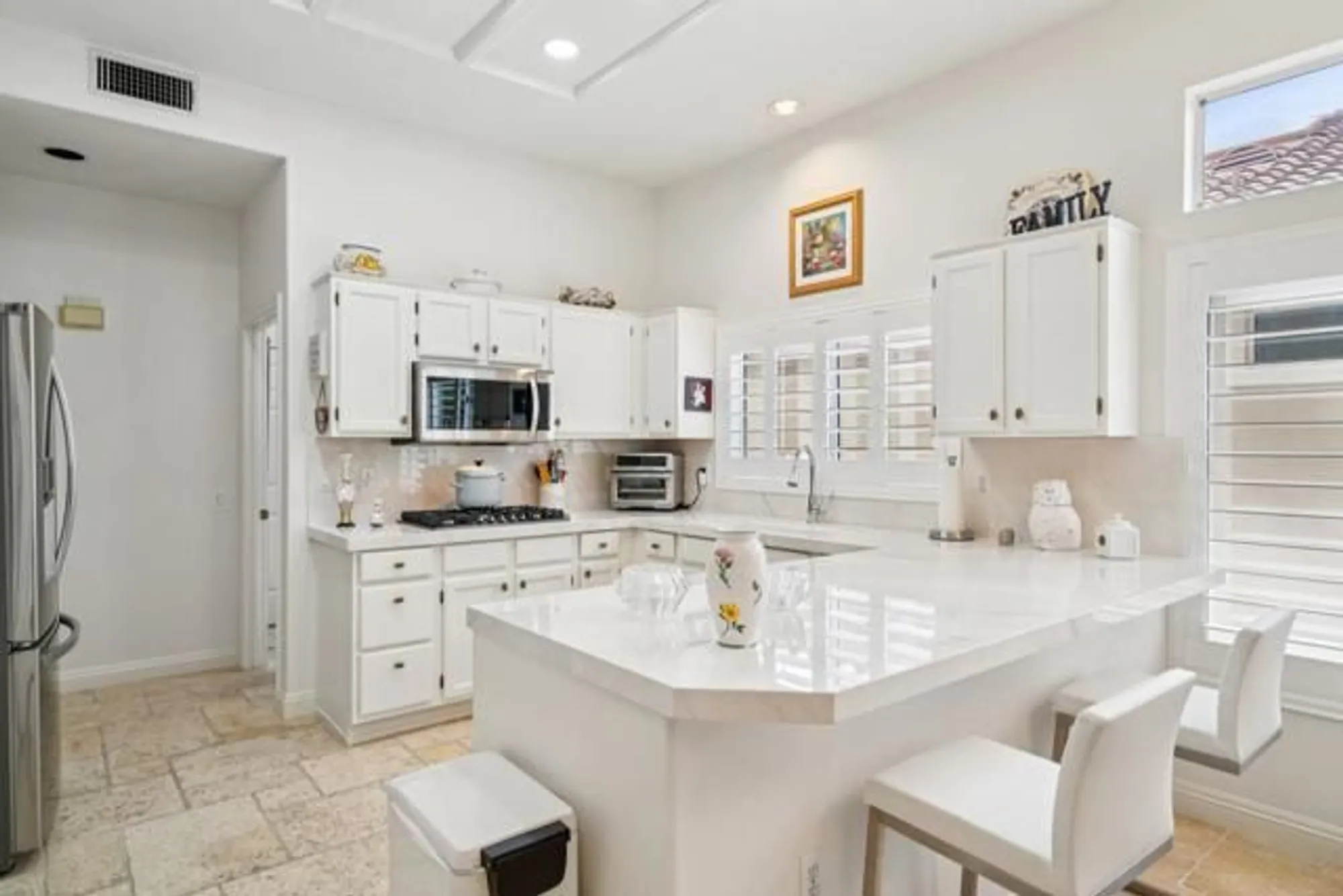 Property Slideshow image 15 of 37 | 78259 yucca blossom dr, Palm Desert, CA, 92211