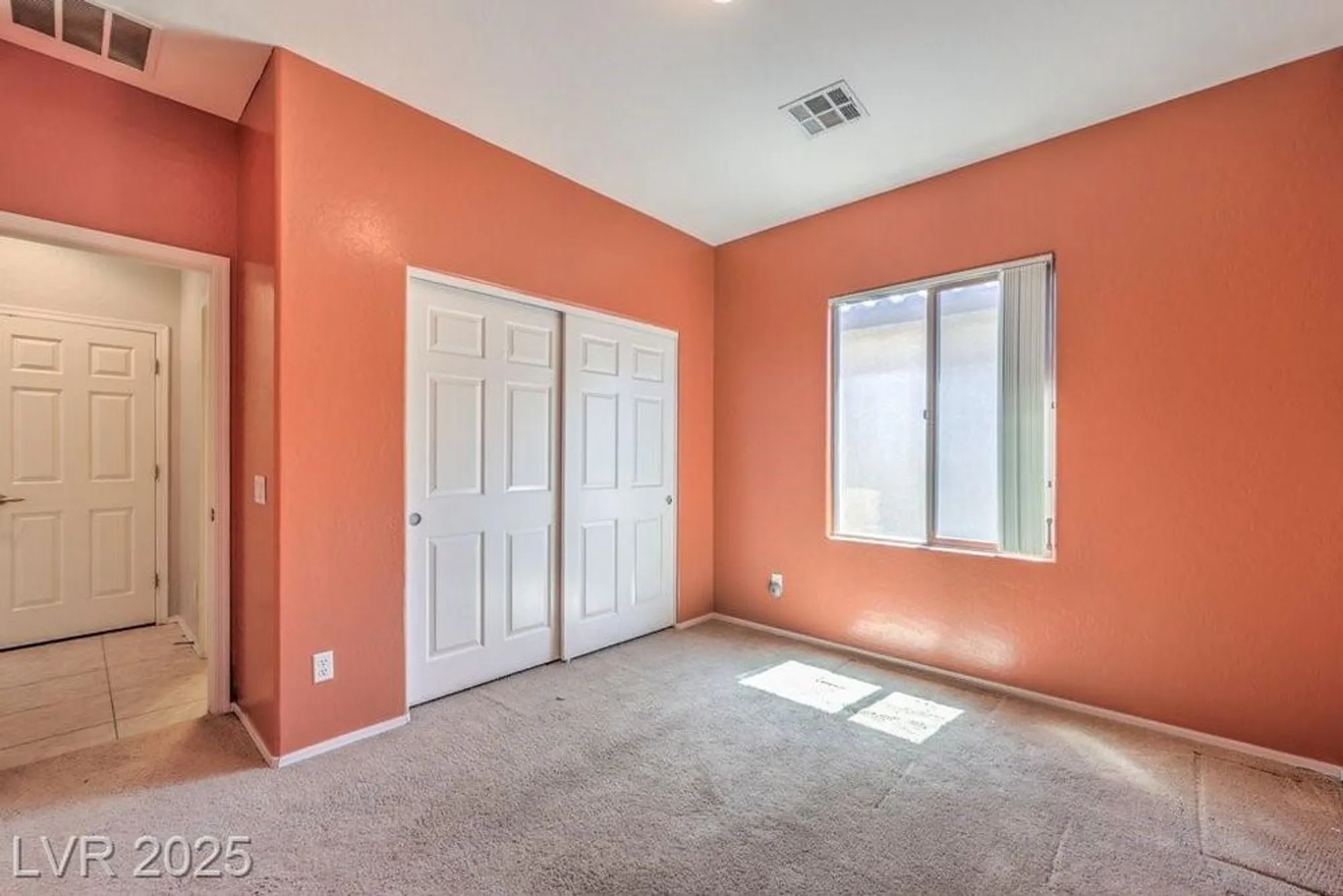 Property Slideshow image 27 of 36 | 5960 wheat penny ave, Las Vegas, NV, 89122