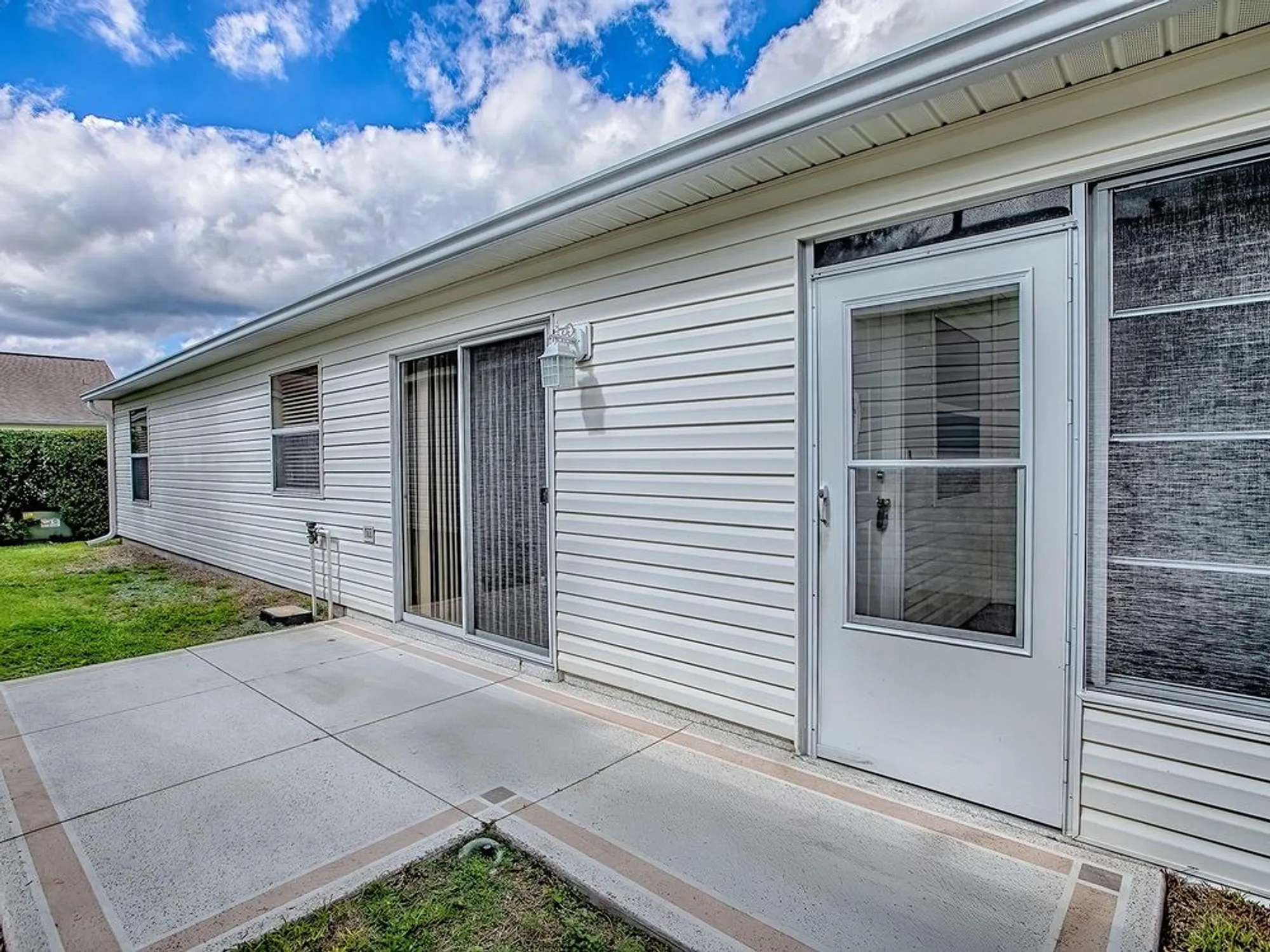 Property Slideshow image 25 of 43 | 16978 se 94th sunnybrook cir, The Villages, FL, 32162