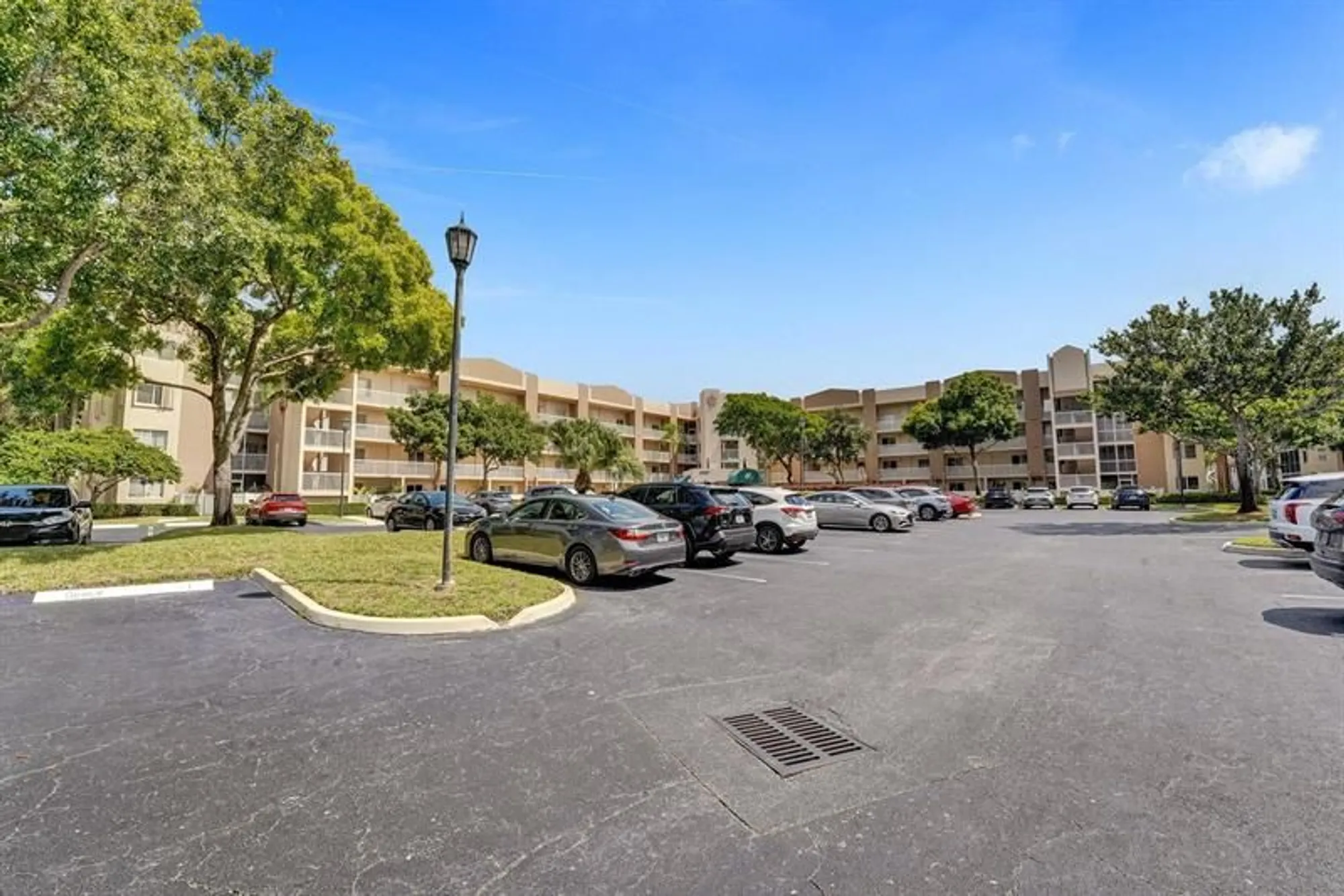 Property Slideshow image 58 of 61 | 9587 weldon cir apt b312, Fort Lauderdale, FL, 33321