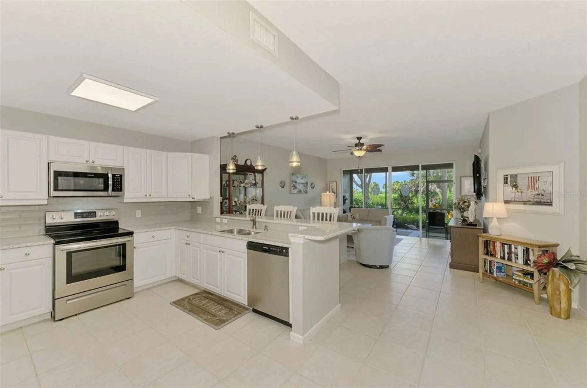 Property Slideshow image 7 of 77 | 3413 grand vista ct unit 102, Port Charlotte, FL, 33953
