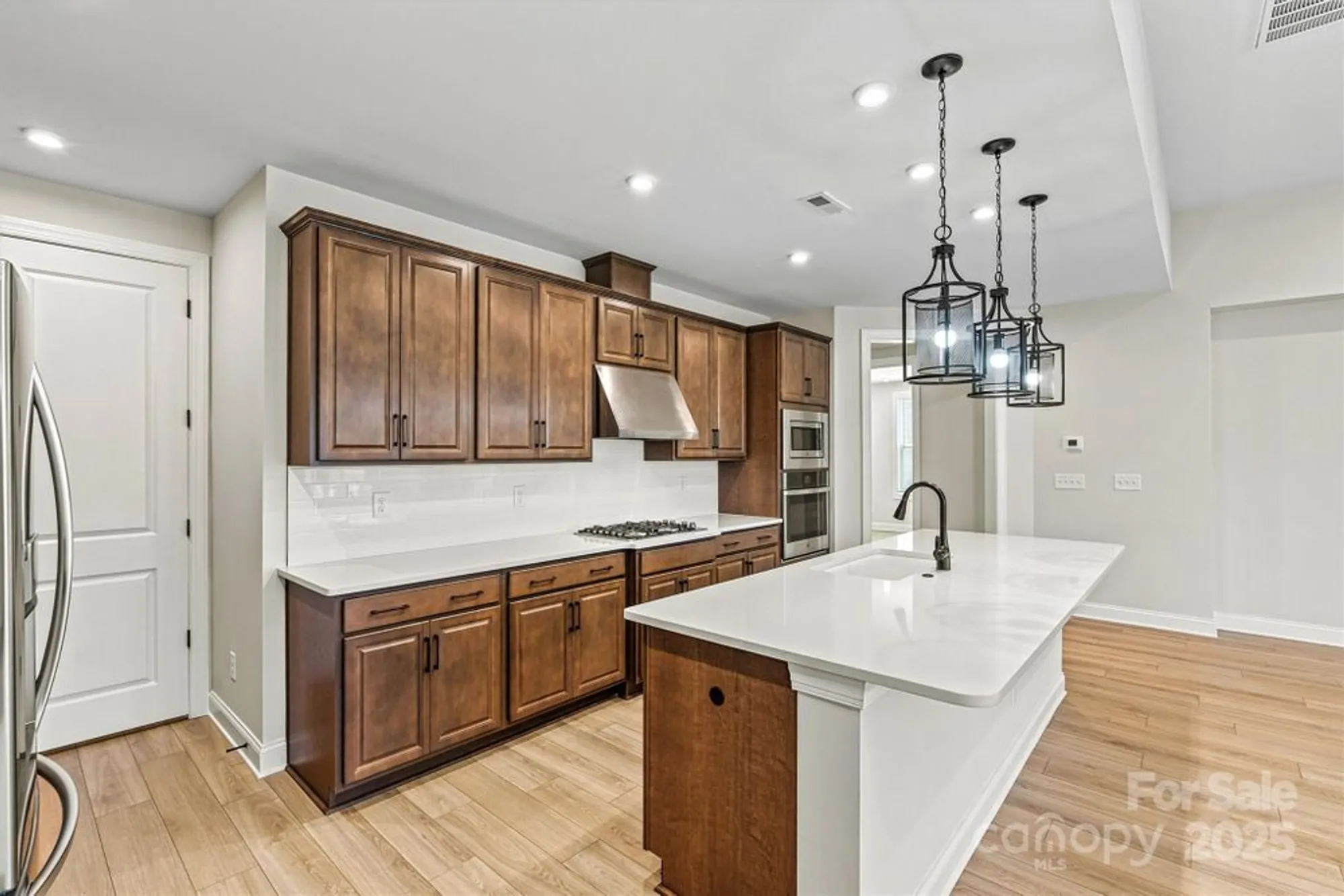 Property Slideshow image 11 of 48 | 7332 jolly brook dr, Charlotte, NC, 28215