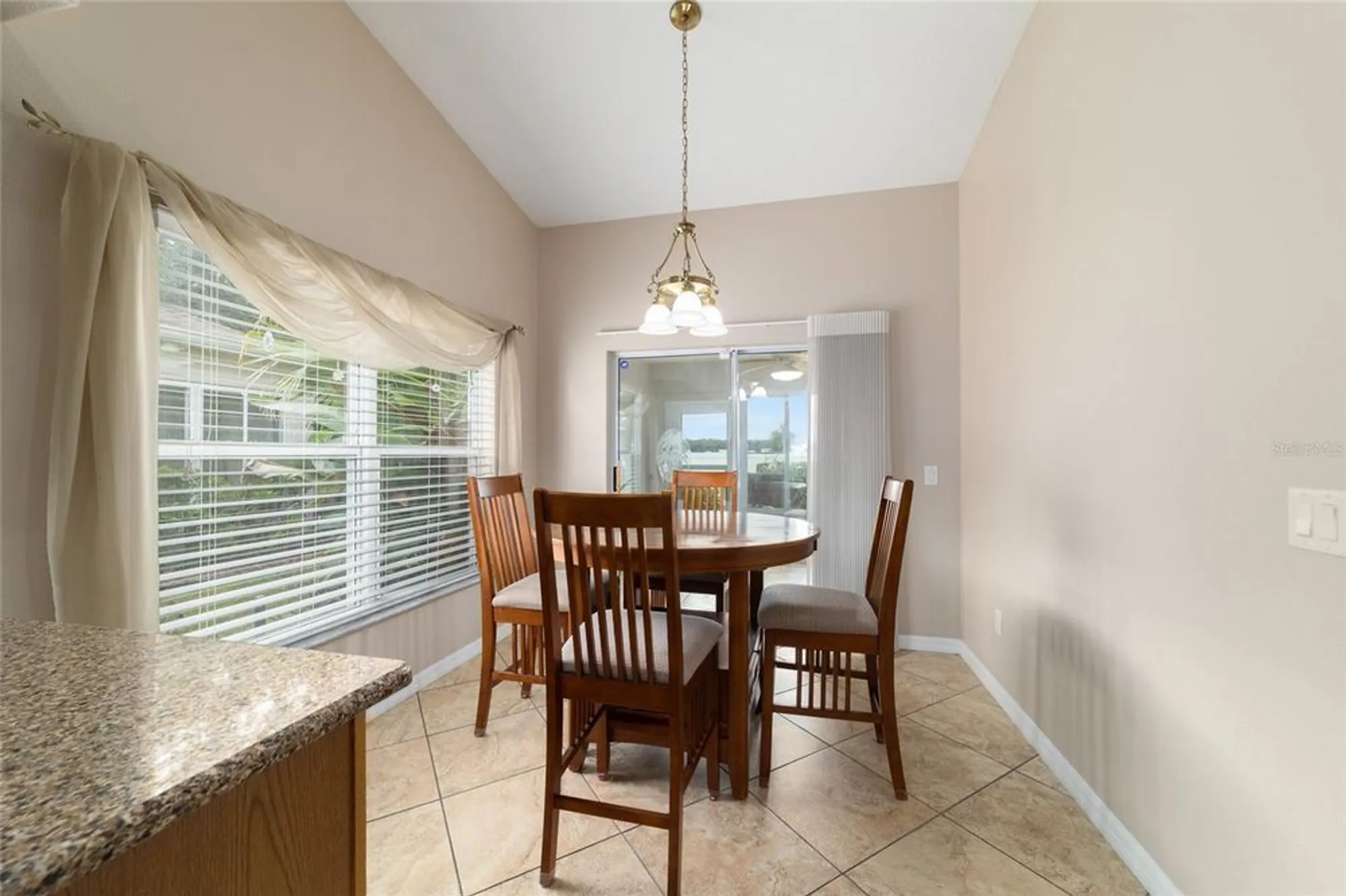 Property Slideshow image 16 of 54 | 16369 sw 14th avenue rd, Ocala, FL, 34473