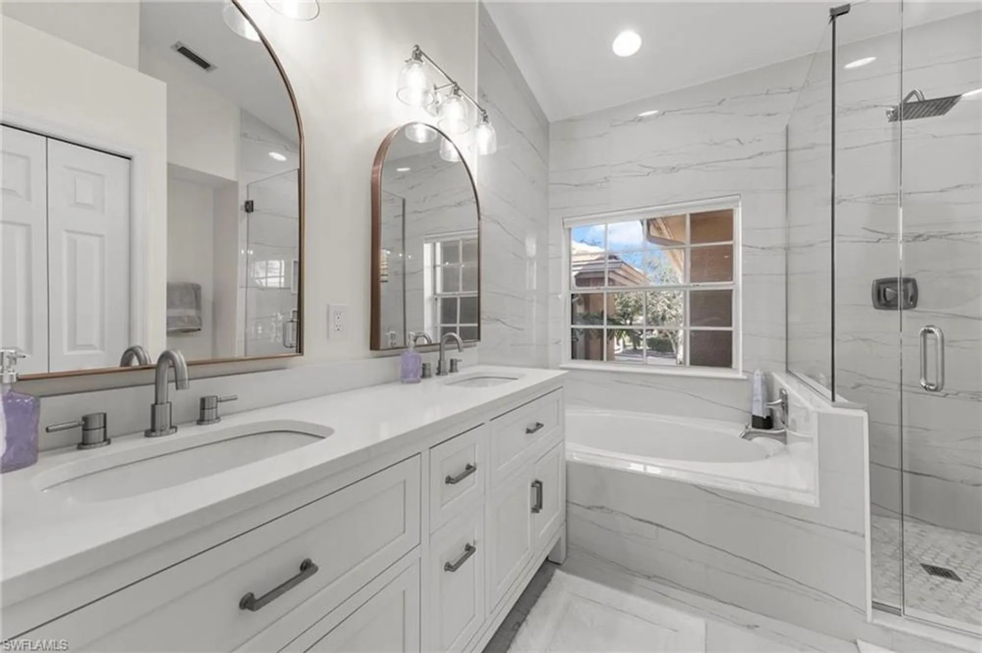 Property Slideshow image 18 of 46 | 24748 lakemont cove ln 201, Bonita Springs, FL, 34134