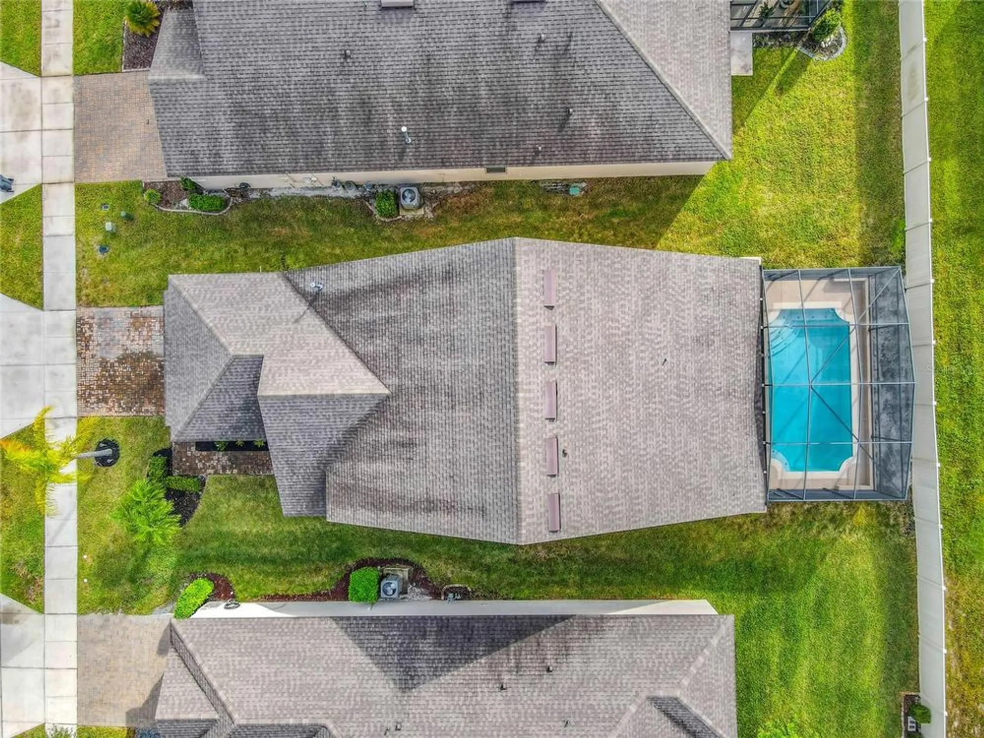 Property Slideshow image 33 of 60 | 210 tomelloso way, Davenport, FL, 33837