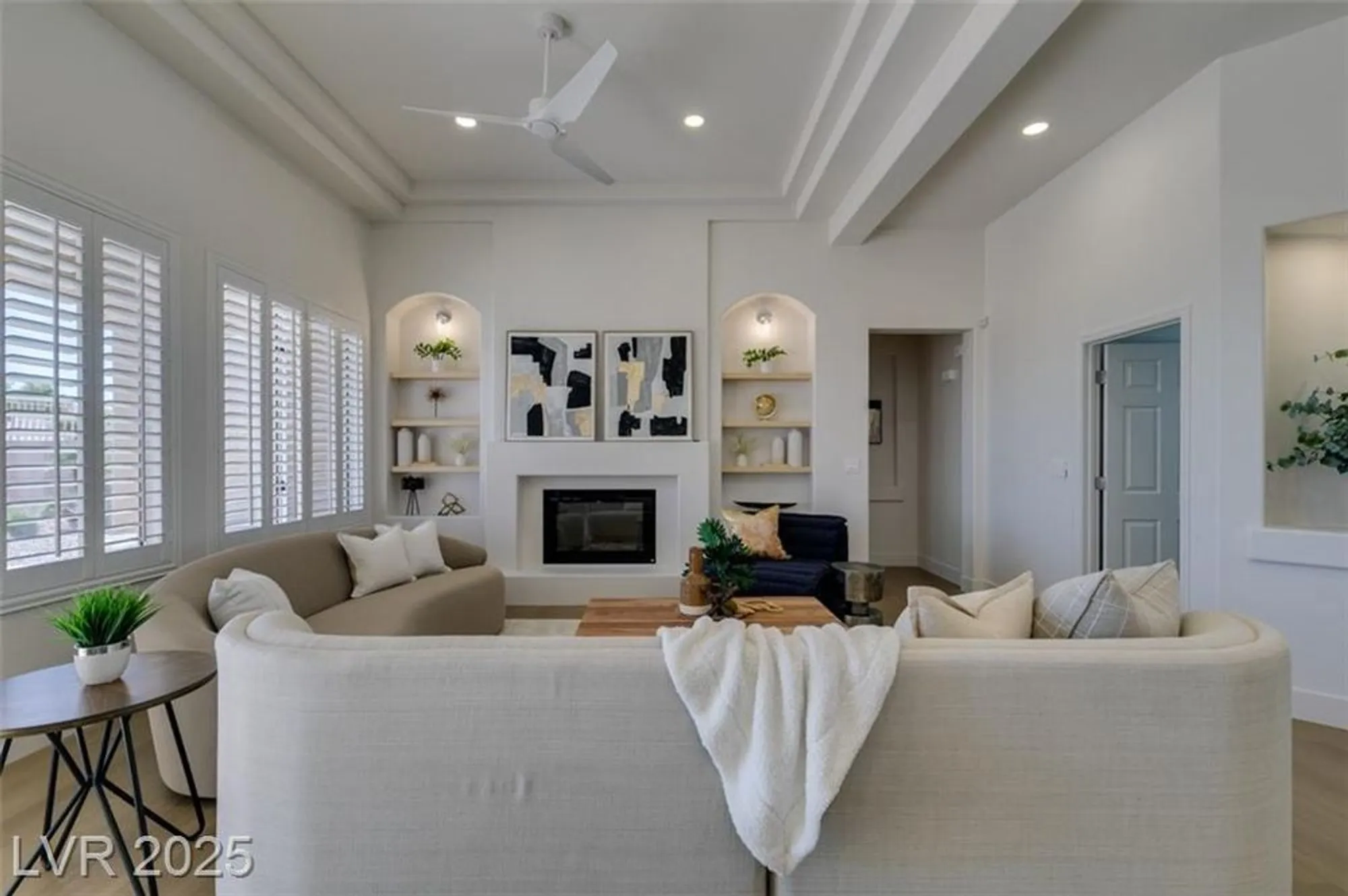 Property Slideshow image 9 of 30 | 10817 heritage hills dr, Las Vegas, NV, 89134