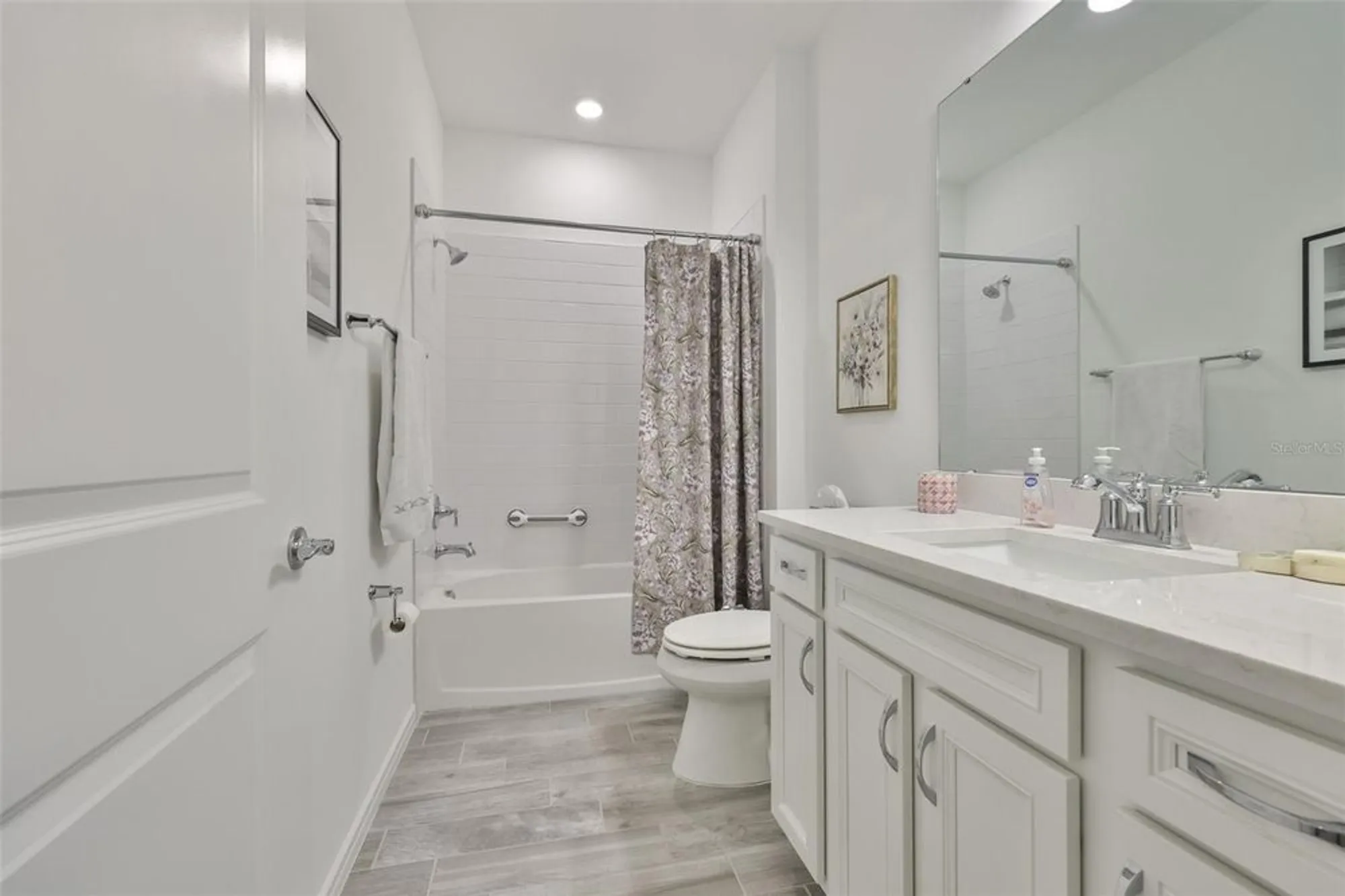 Property Slideshow image 33 of 87 | 9421 shorebird ct, Parrish, FL, 34219