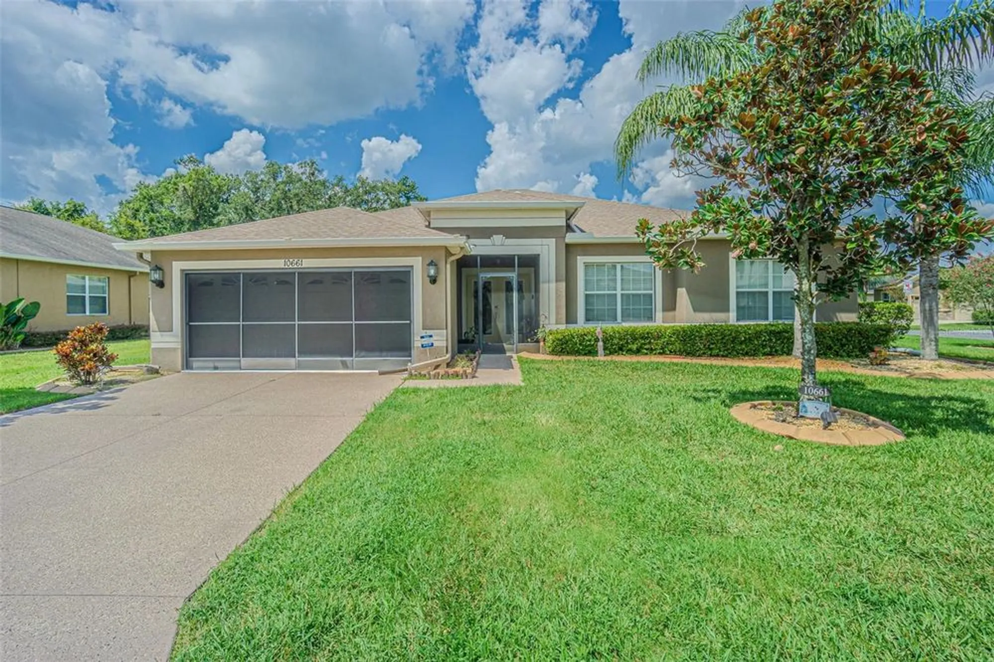 Property Slideshow image 6 of 85 | 10661 belmullet dr, San Antonio, FL, 33576