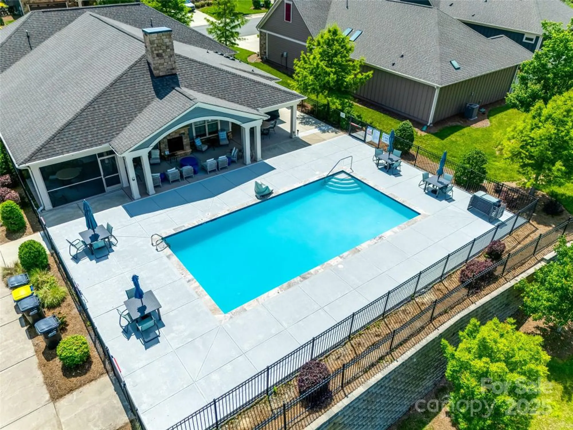 Property Slideshow image 29 of 32 | 2261 lincolnshire ln, Waxhaw, NC, 28173