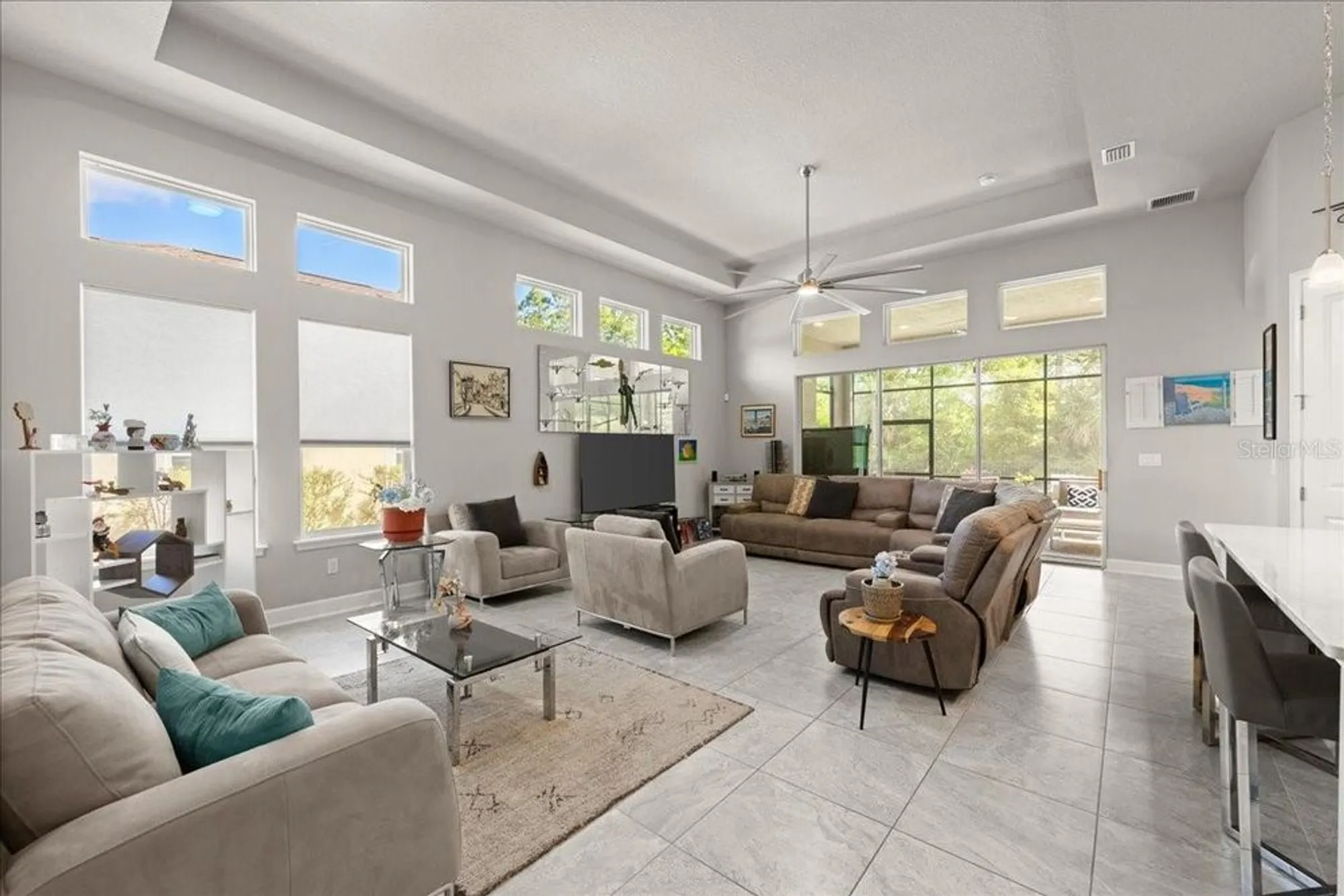 Property Slideshow image 5 of 67 | 827 creekwood dr, Ormond Beach, FL, 32174