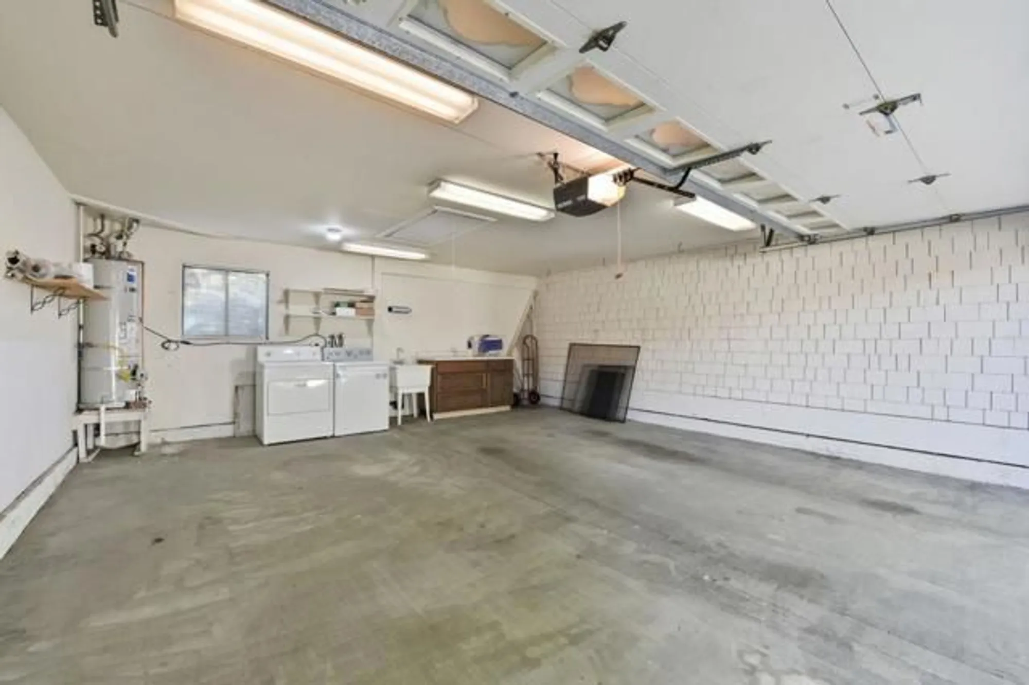 Property Slideshow image 26 of 38 | 6098 montgomery ct, San Jose, CA, 95135