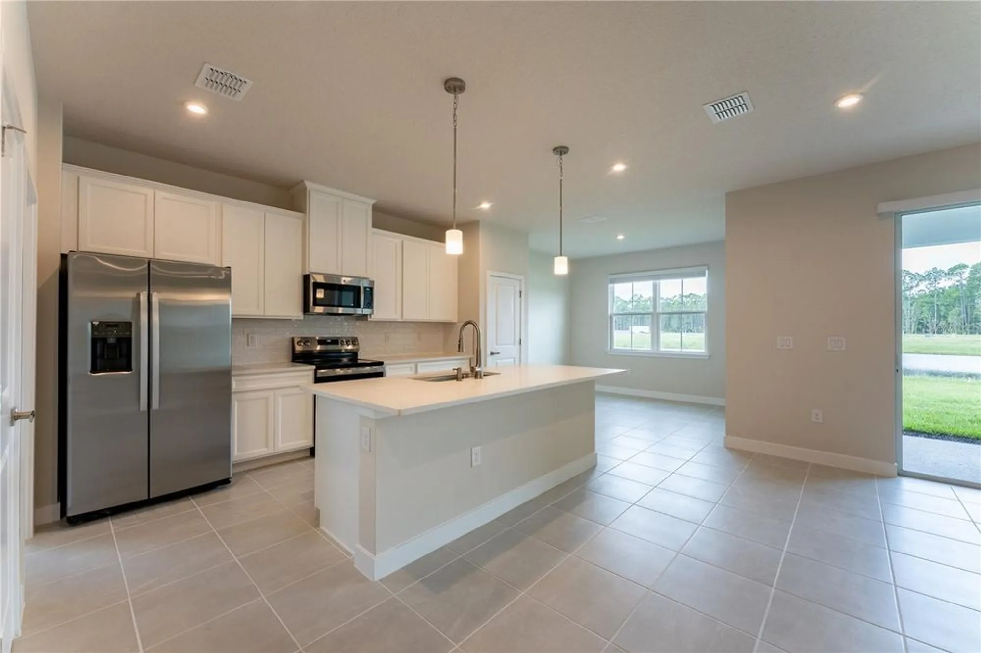 Property Slideshow image 7 of 25 | 118 venetian palms blvd, New Smyrna Beach, FL, 32168