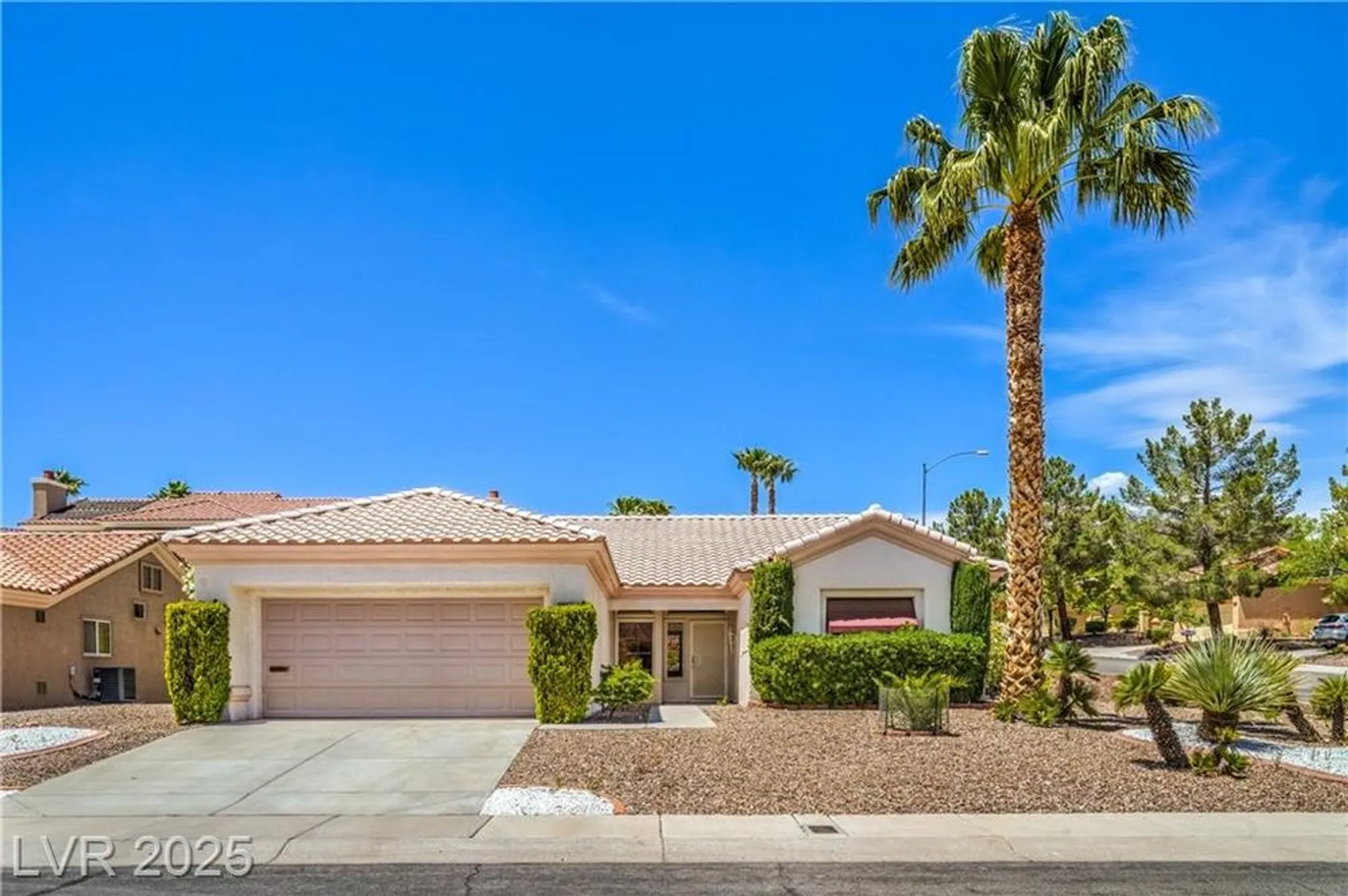 Property Slideshow image 1 of 34 | 2413 rockford st, Las Vegas, NV, 89134