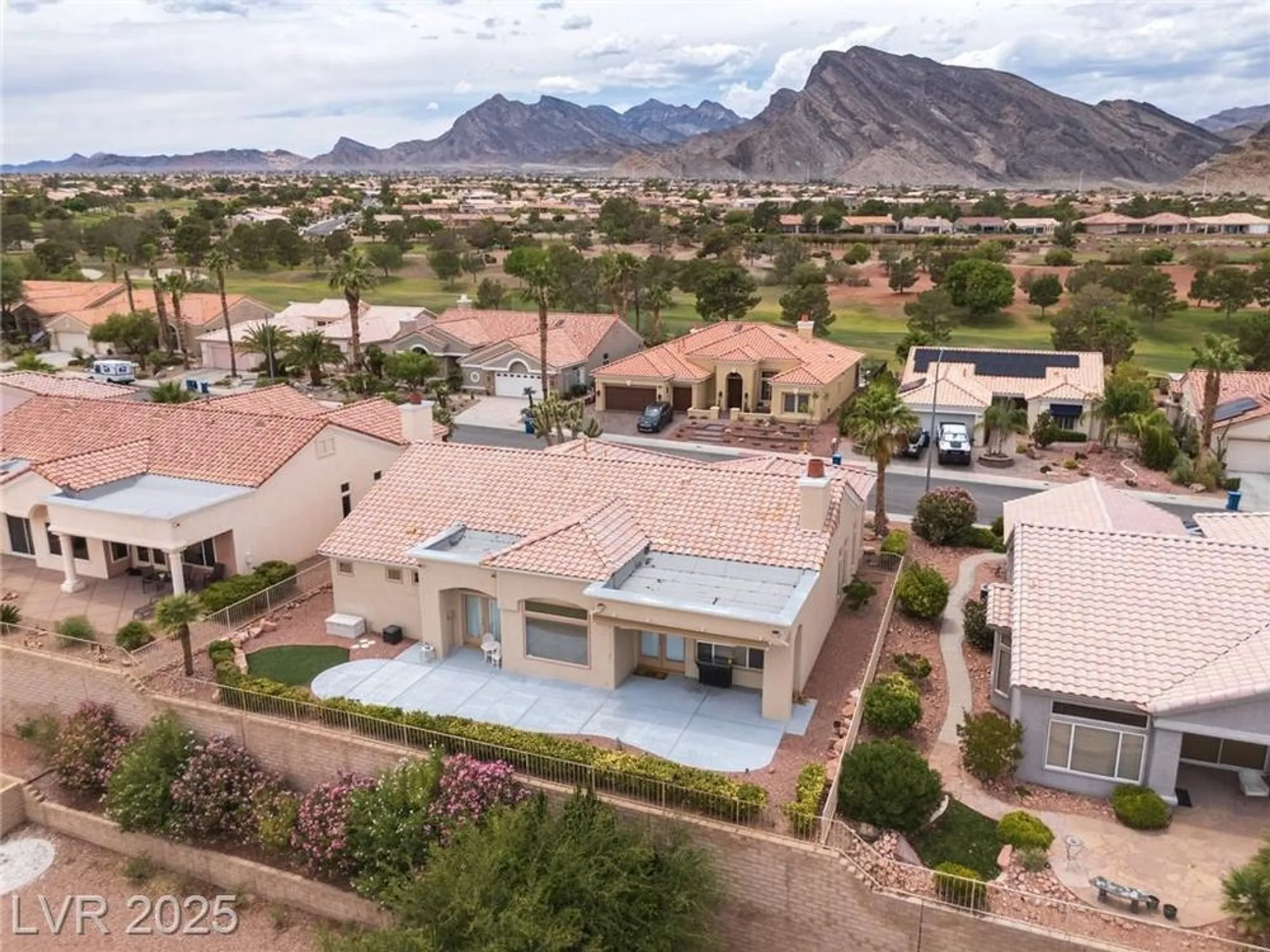 Property Slideshow image 5 of 67 | 2624 spalding dr, Las Vegas, NV, 89134