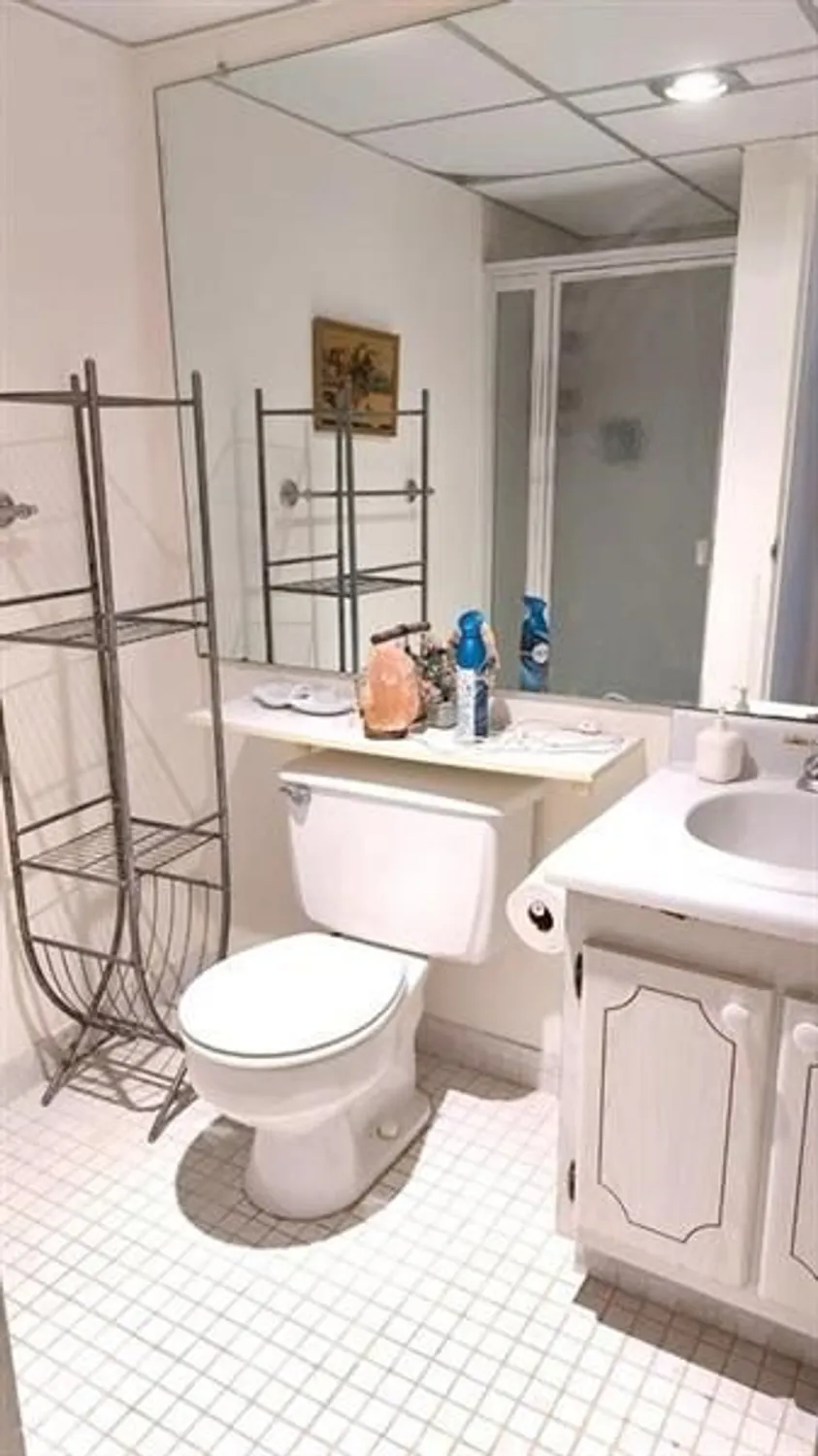 Property Slideshow image 6 of 10 | 280 saxony f # 280, Delray Beach, FL, 33446