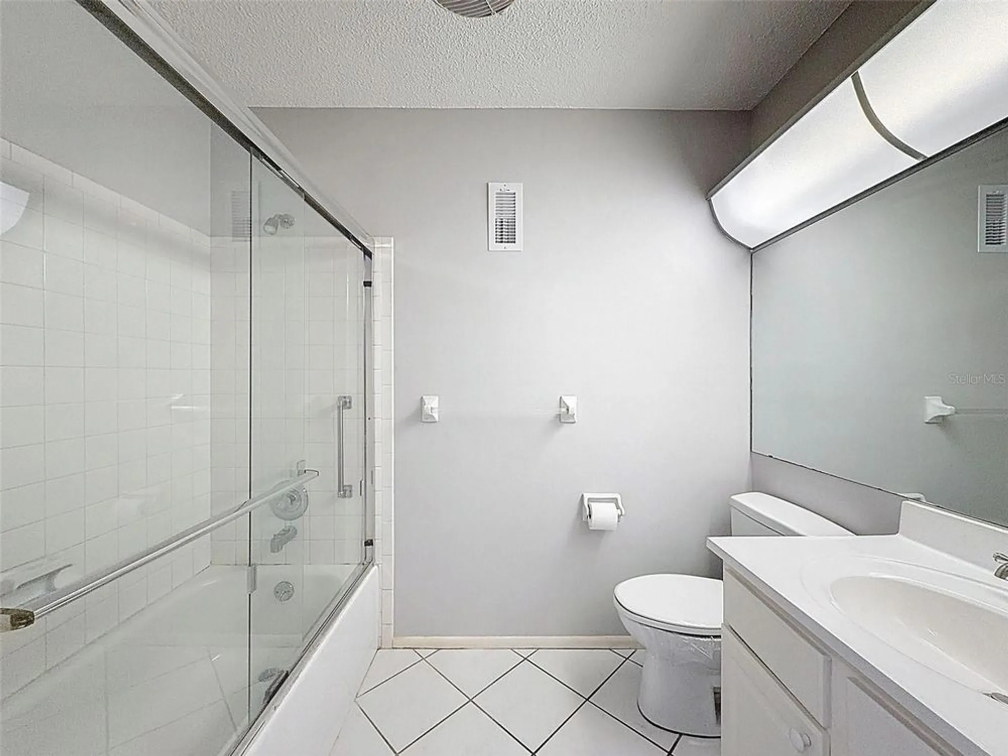 Property Slideshow image 26 of 82 | 5970 80th st n unit 206, St Petersburg, FL, 33709