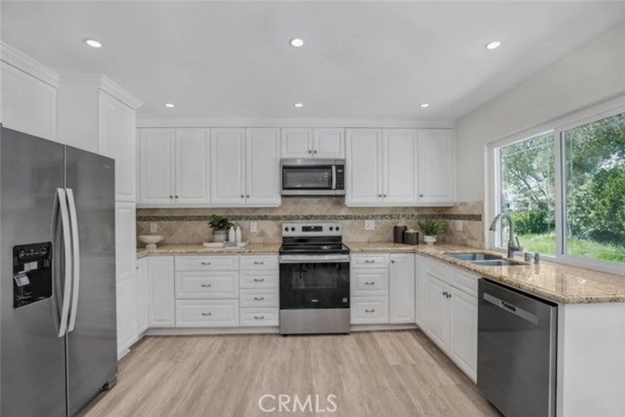 Property Slideshow image 17 of 47 | 28041 via machado, Mission Viejo, CA, 92692