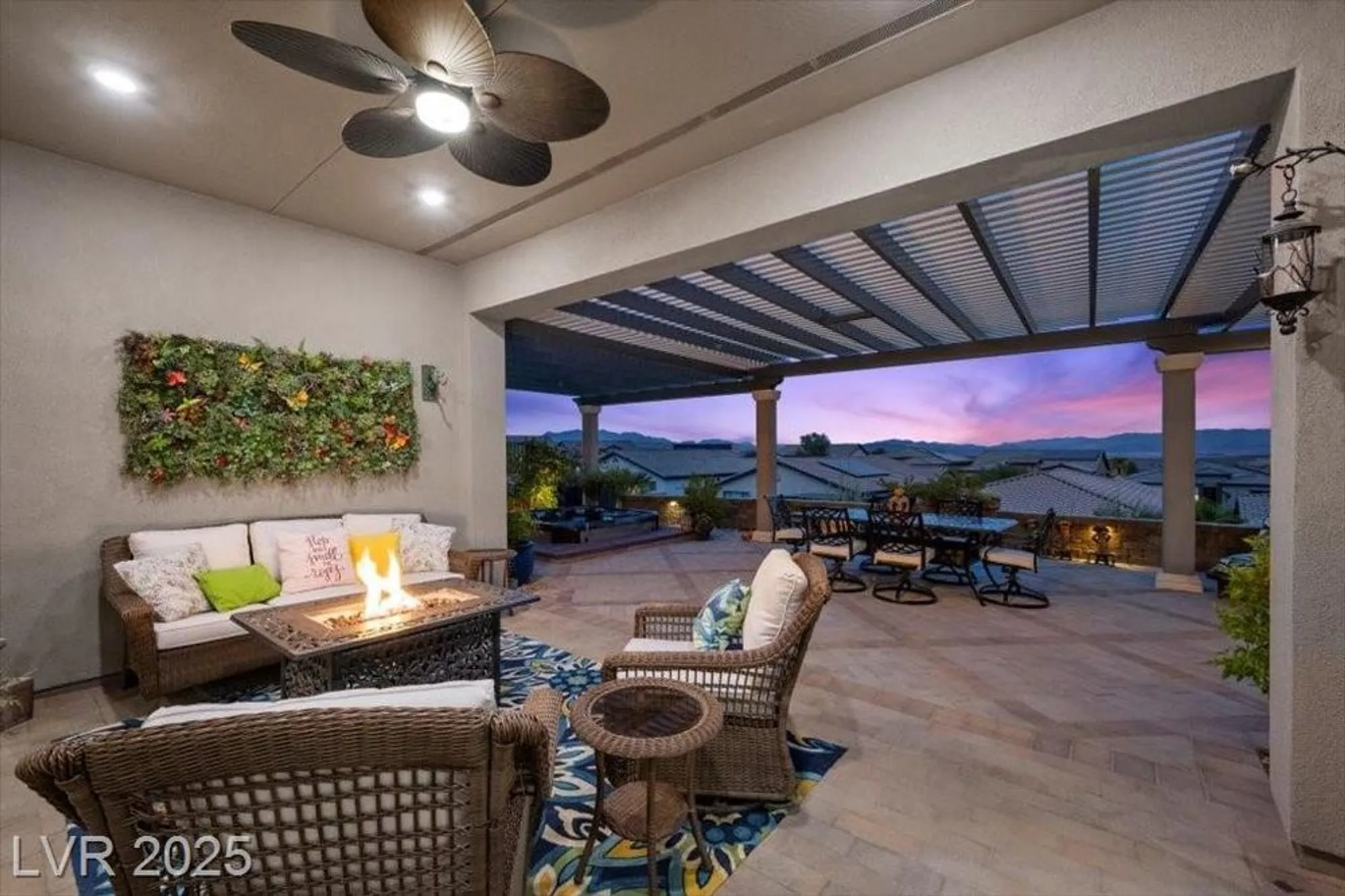 Property Slideshow image 33 of 69 | 44 stone yucca ct, Henderson, NV, 89011