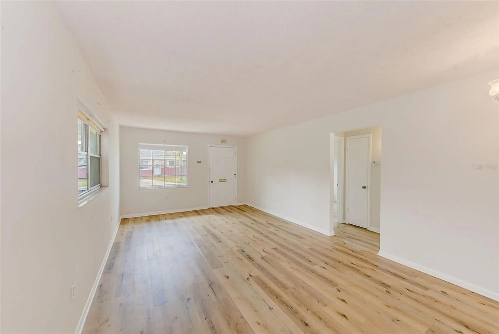 Property Slideshow image 7 of 32 | 4995 trillium ct, Pinellas Park, FL, 33782