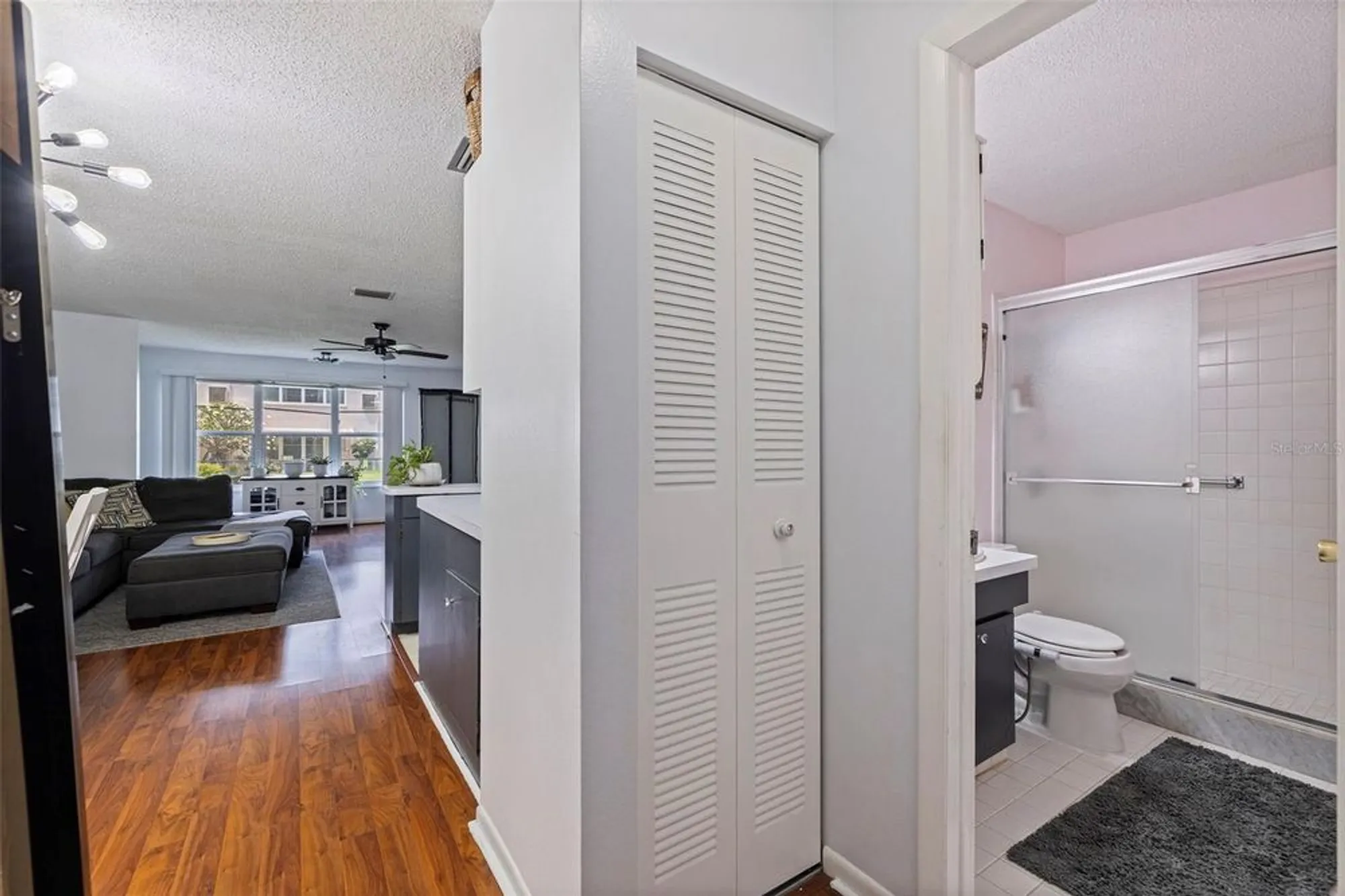 Property Slideshow image 16 of 40 | 5603 80th st n unit 107, Saint Petersburg, FL, 33709