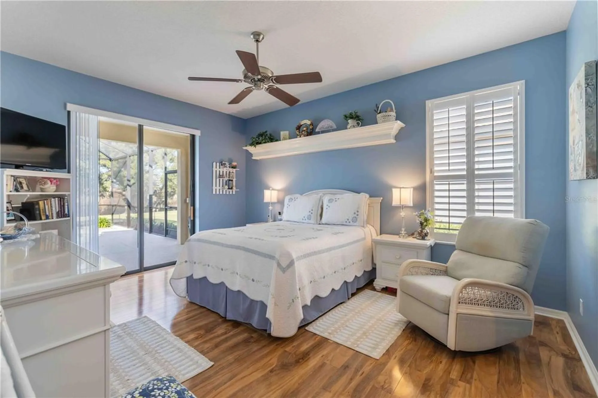 Property Slideshow image 7 of 100 | 4031 bowen falls pl, Sarasota, FL, 34243
