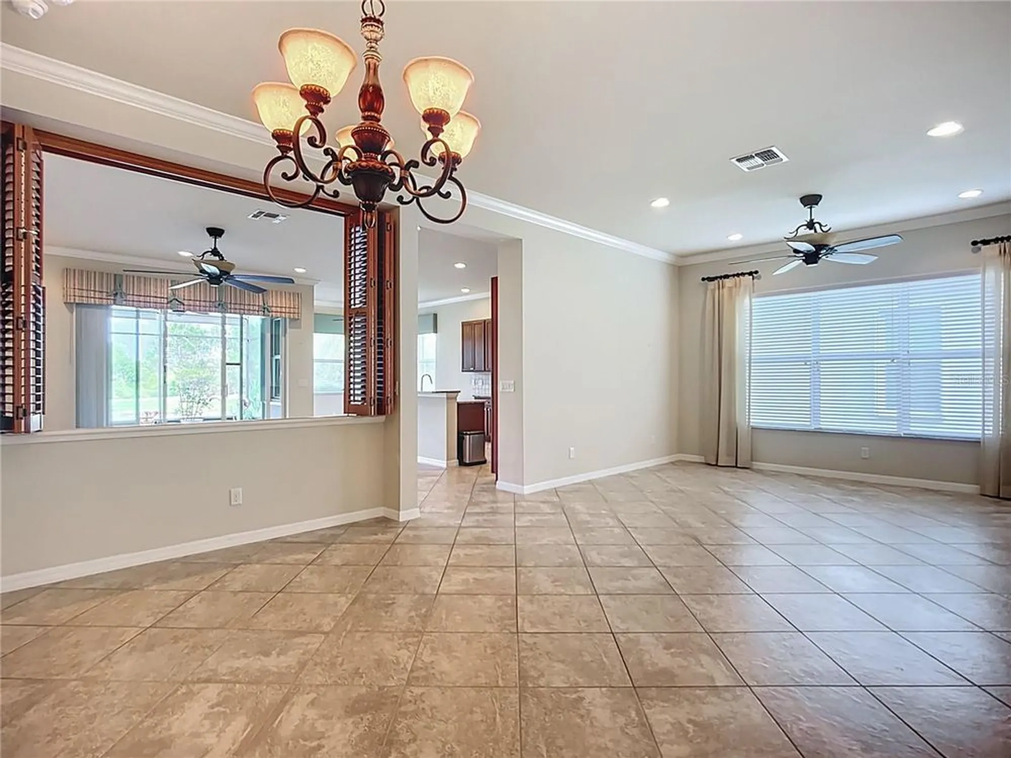 Property Slideshow image 10 of 80 | 16113 cape coral dr, Wimauma, FL, 33598