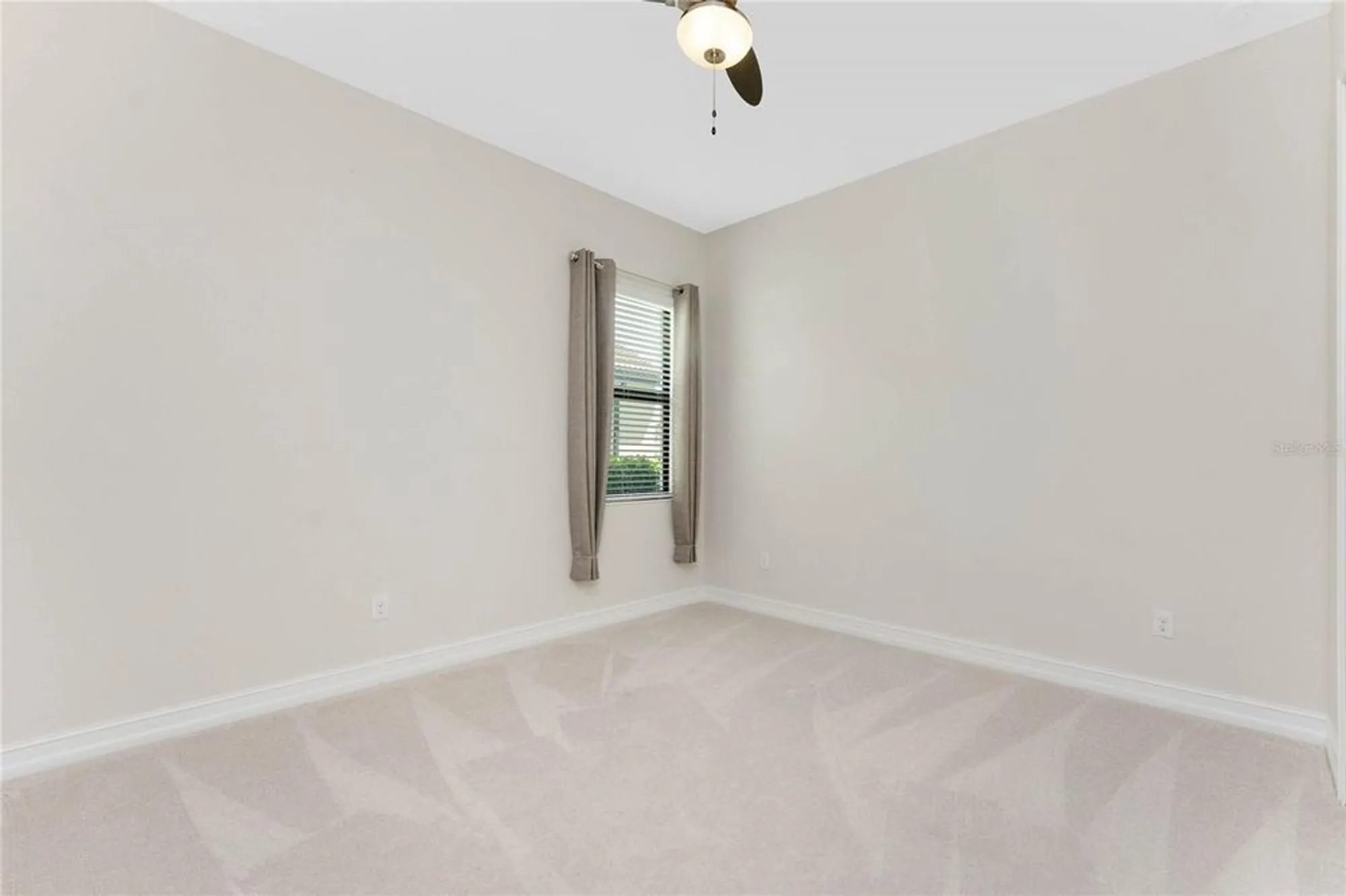 Property Slideshow image 26 of 94 | 10817 whisk fern dr, Venice, FL, 34293
