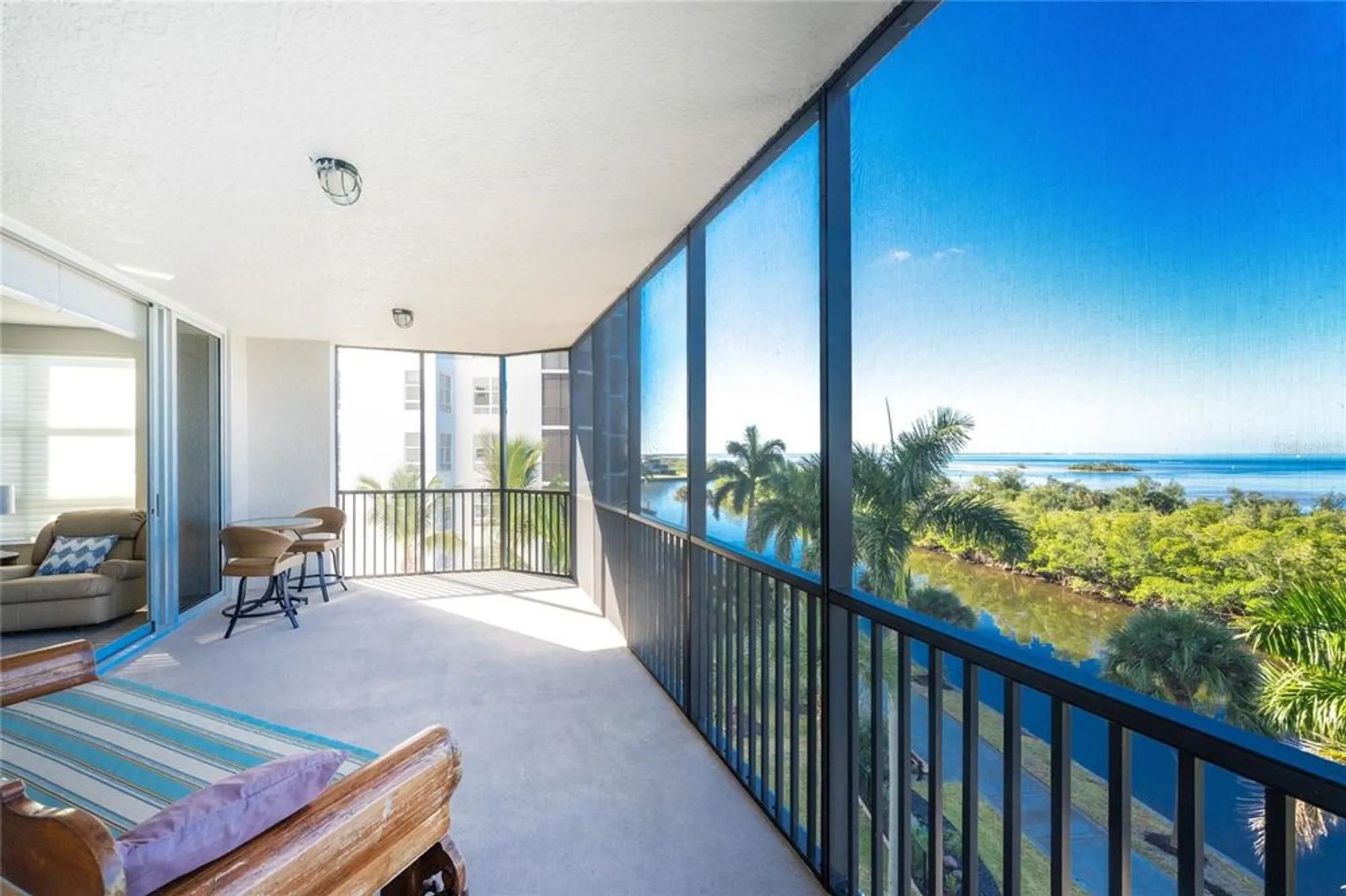 Property Slideshow image 20 of 61 | 3329 sunset key cir unit 301, Punta Gorda, FL, 33955
