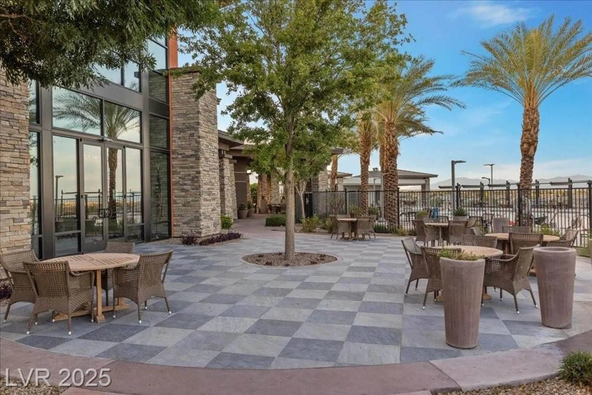 Property Slideshow image 53 of 77 | 6722 desert crimson st, Las Vegas, NV, 89148