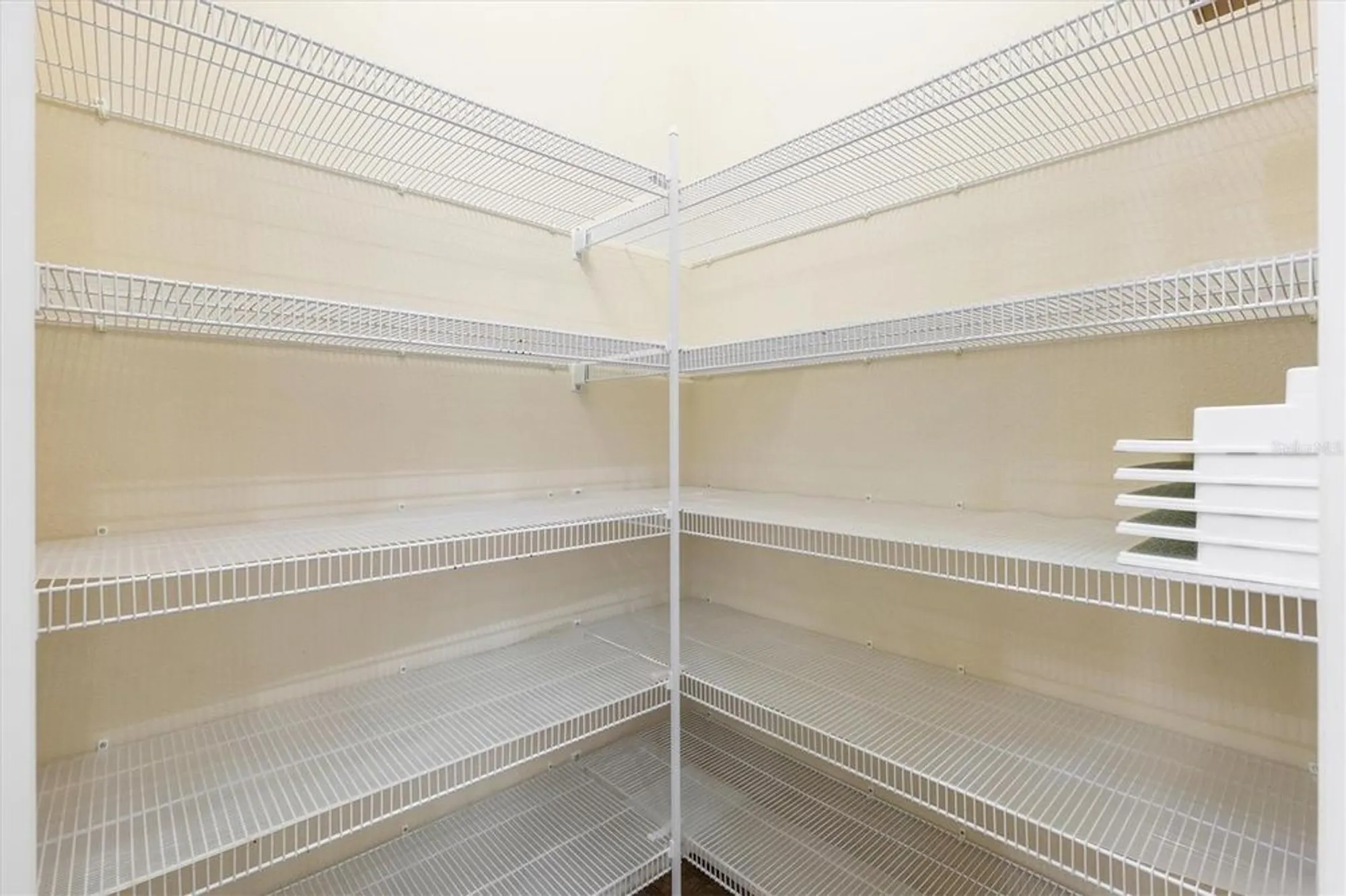 Property Slideshow image 30 of 79 | 842 oakwood st, The Villages, FL, 32163