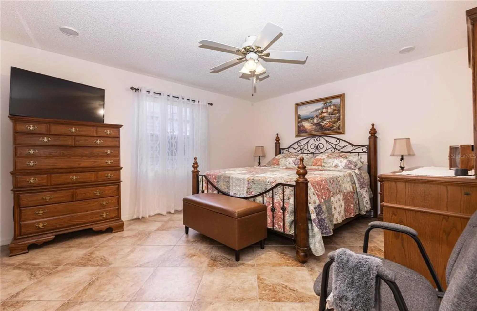 Property Slideshow image 14 of 25 | 1737 lauren ln, Lady Lake, FL, 32159