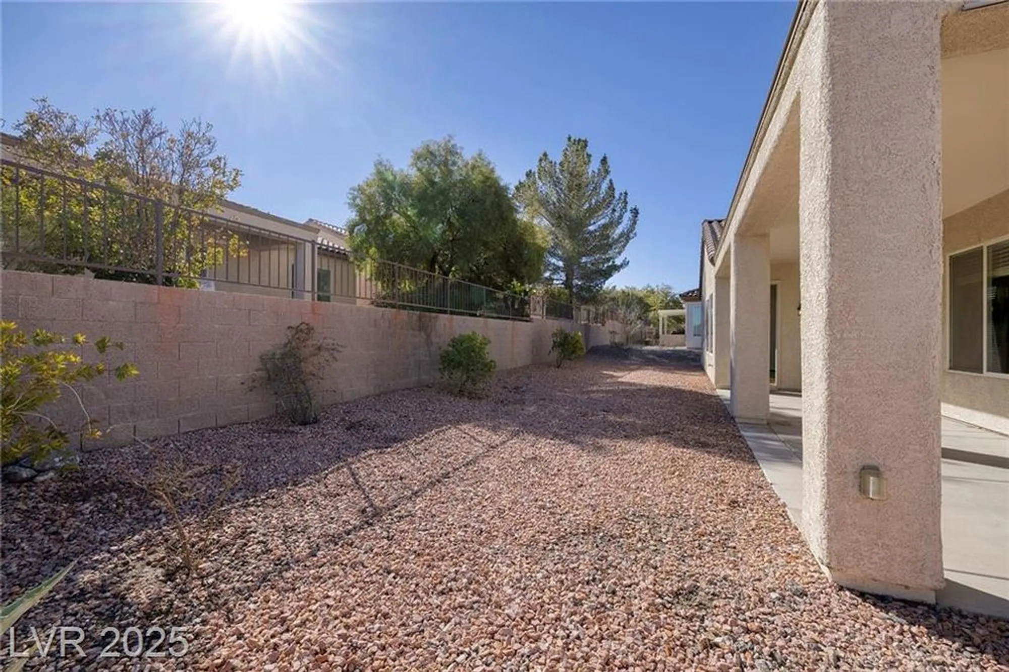 Property Slideshow image 34 of 53 | 2156 twin falls dr, Henderson, NV, 89044