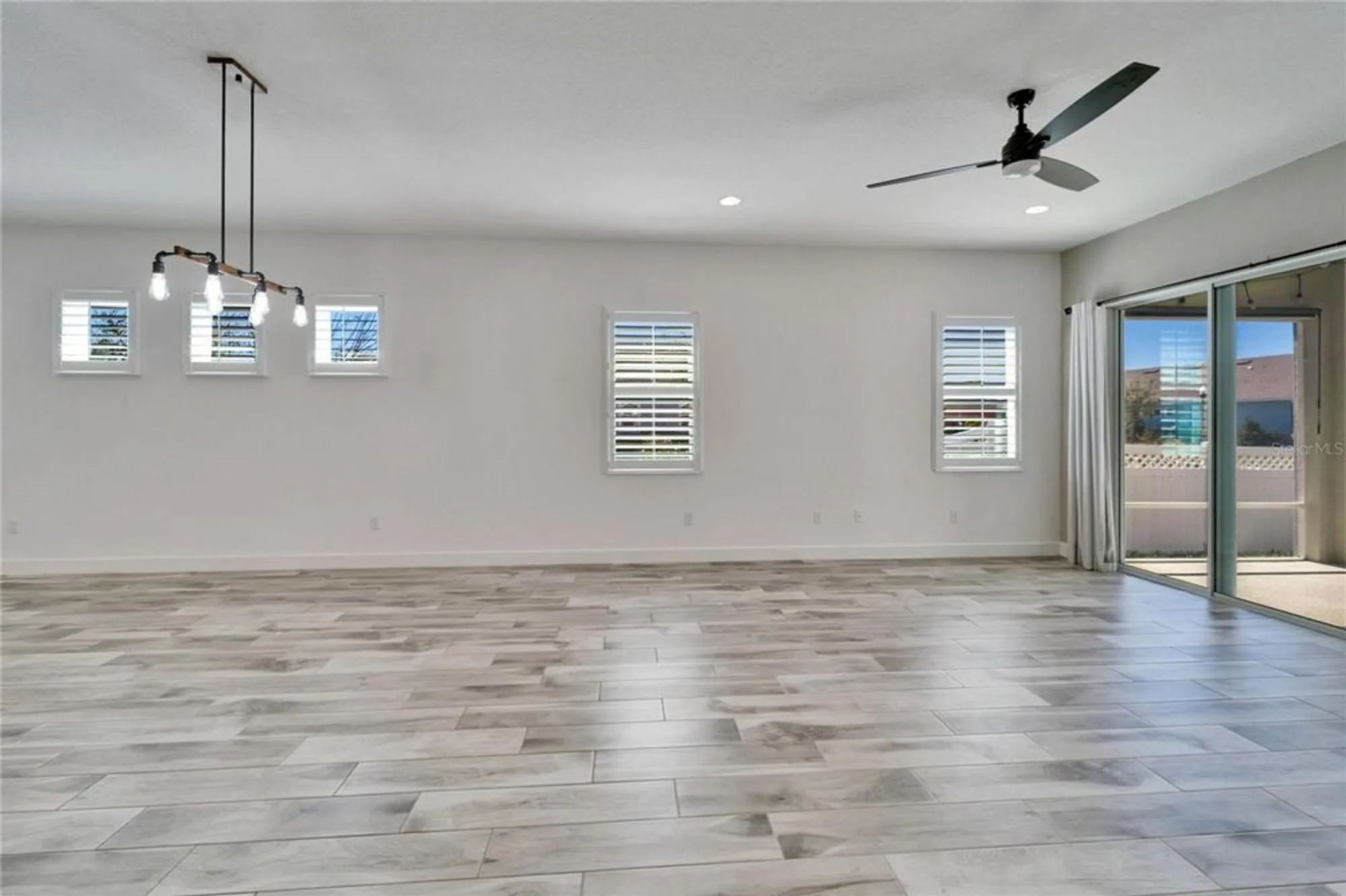 Property Slideshow image 11 of 61 | 729 winterside dr, Apollo Beach, FL, 33572