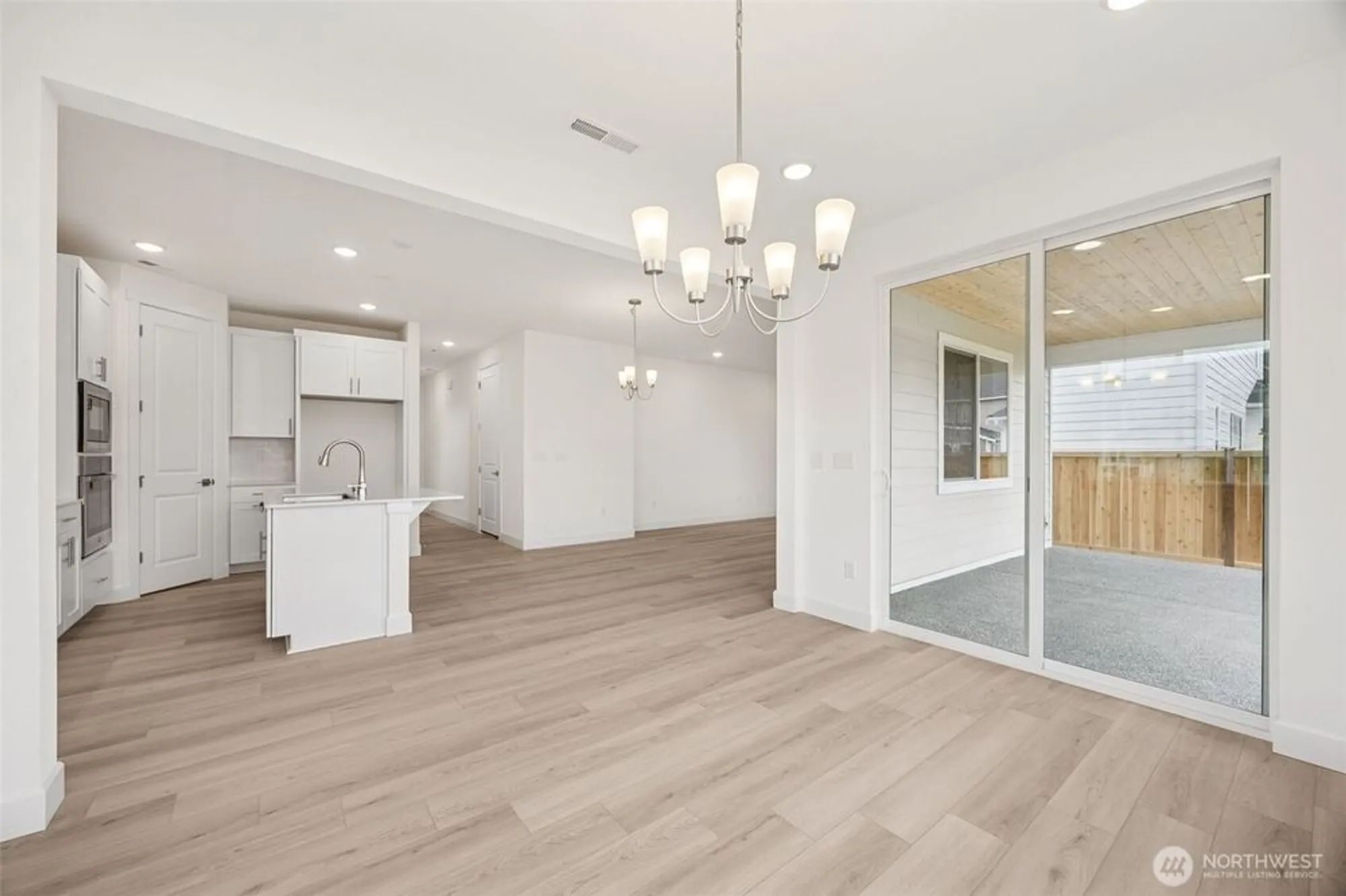 Property Slideshow image 12 of 22 | 11 mccartney peak # 78, Port Ludlow, WA, 98365