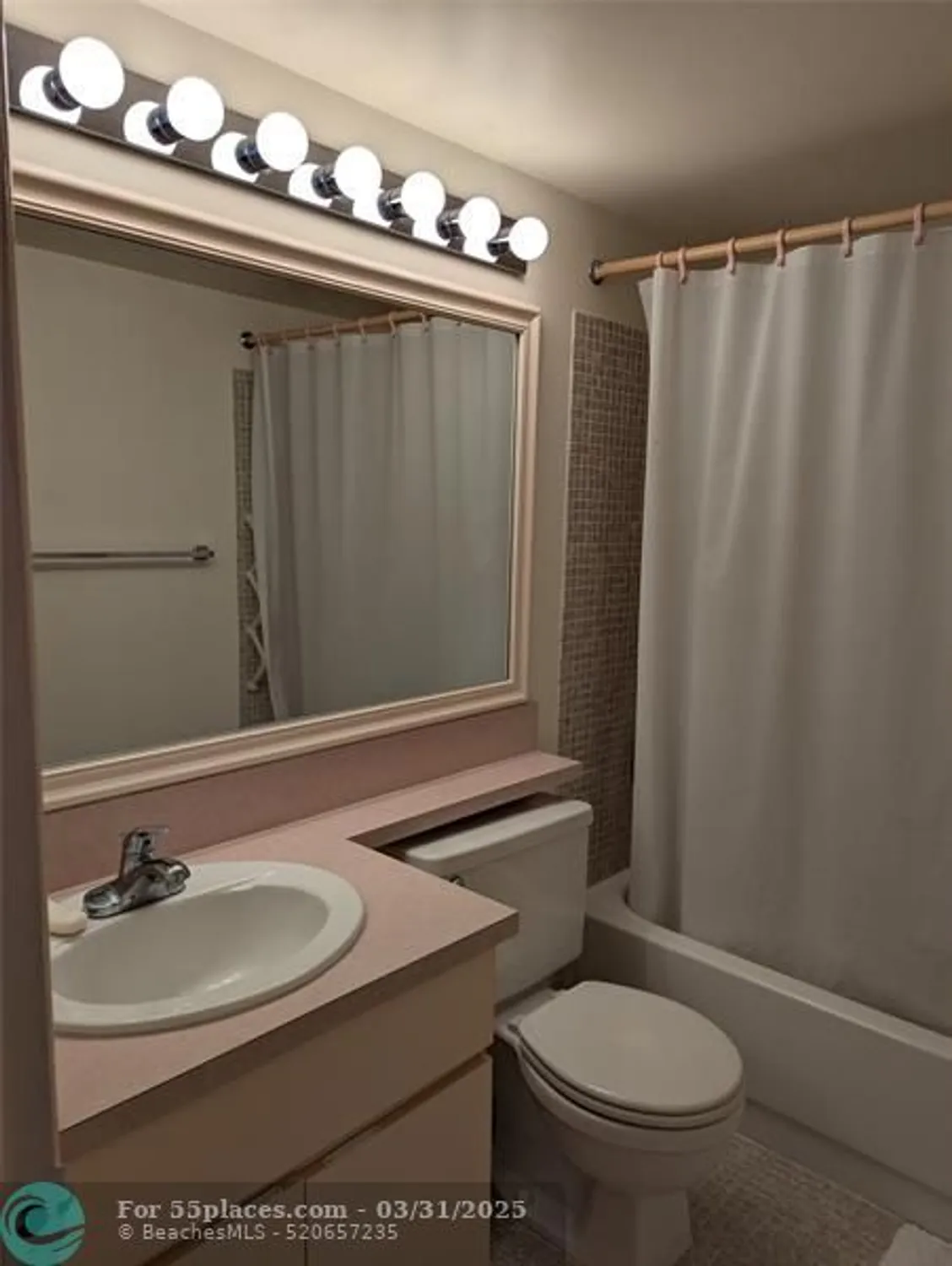 Property Slideshow image 16 of 32 | 190 oakridge m # 190, Deerfield Beach, FL, 33442