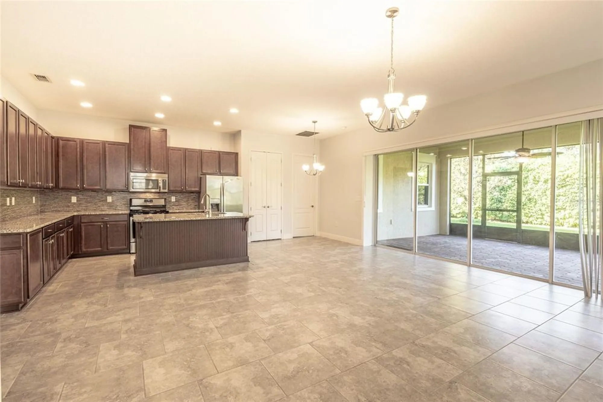 Property Slideshow image 15 of 74 | 2460 promenade dr, Saint Cloud, FL, 34772