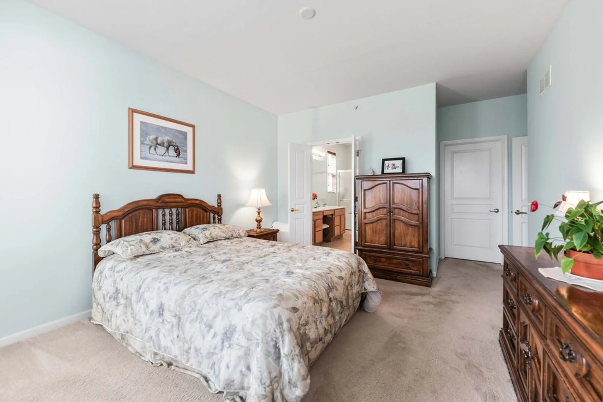 Property Slideshow image 18 of 61 | 13184 oakwood ave, Huntley, IL, 60142