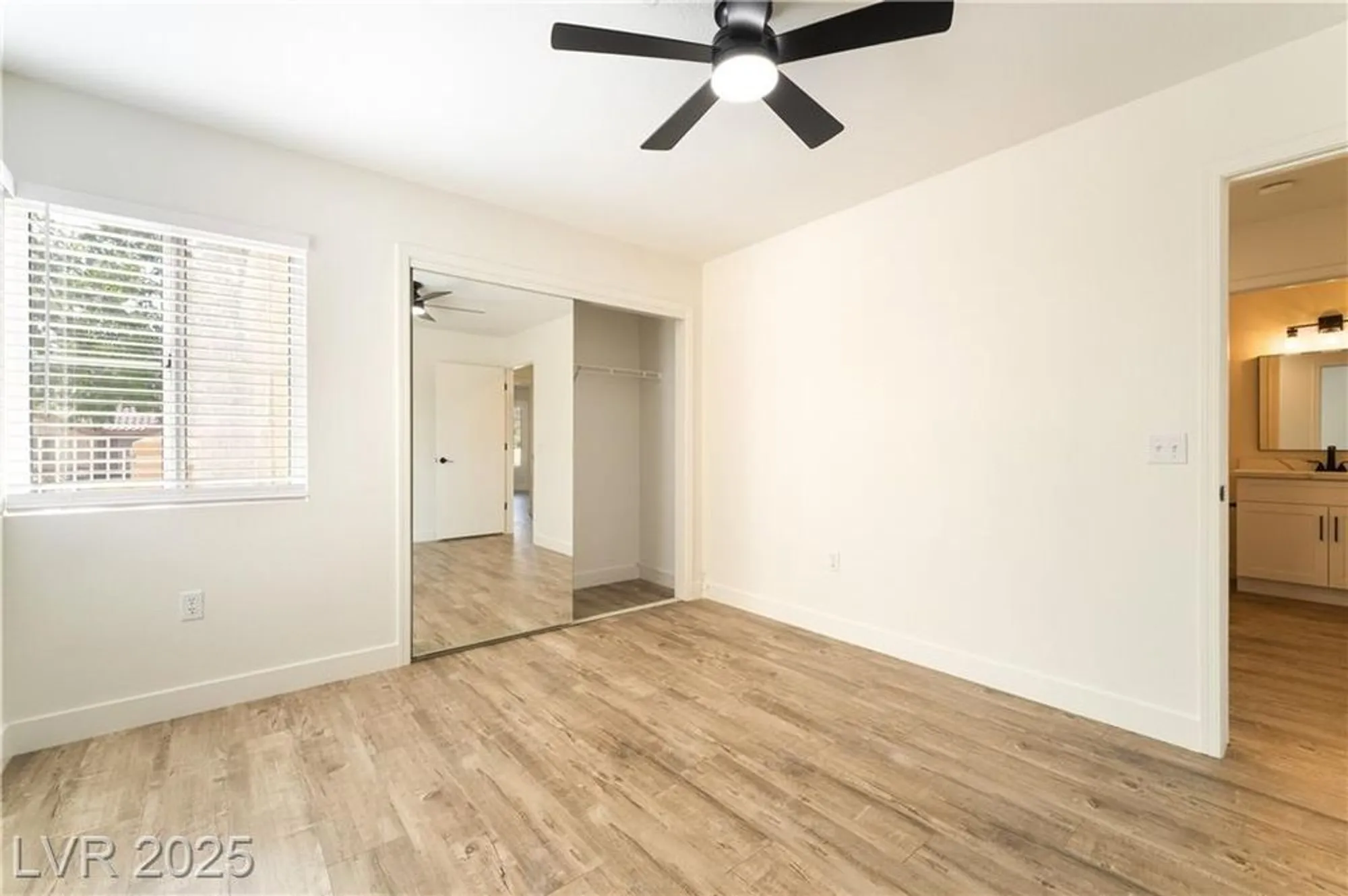 Property Slideshow image 23 of 36 | 2505 showcase dr, Las Vegas, NV, 89134