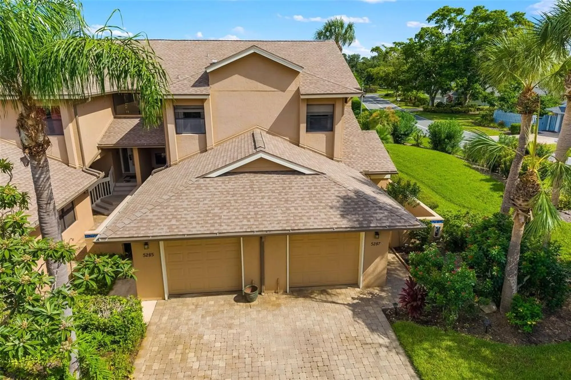 Property Slideshow image 4 of 58 | 5287 heron way 205, Sarasota, FL, 34231