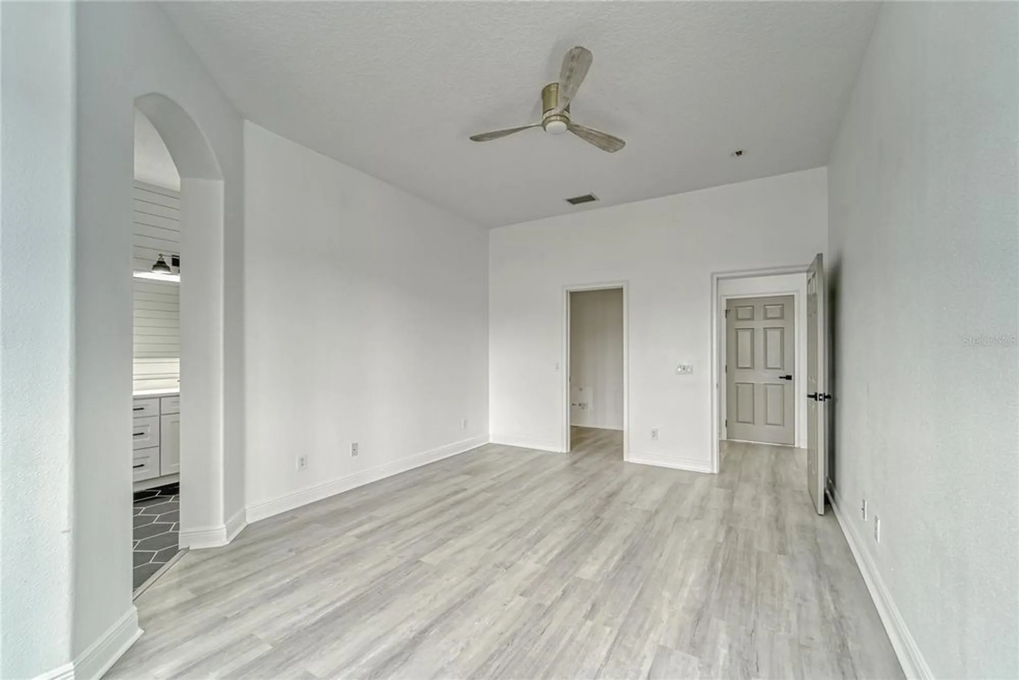 Property Slideshow image 43 of 81 | 5718 sea turtle pl, Apollo Beach, FL, 33572