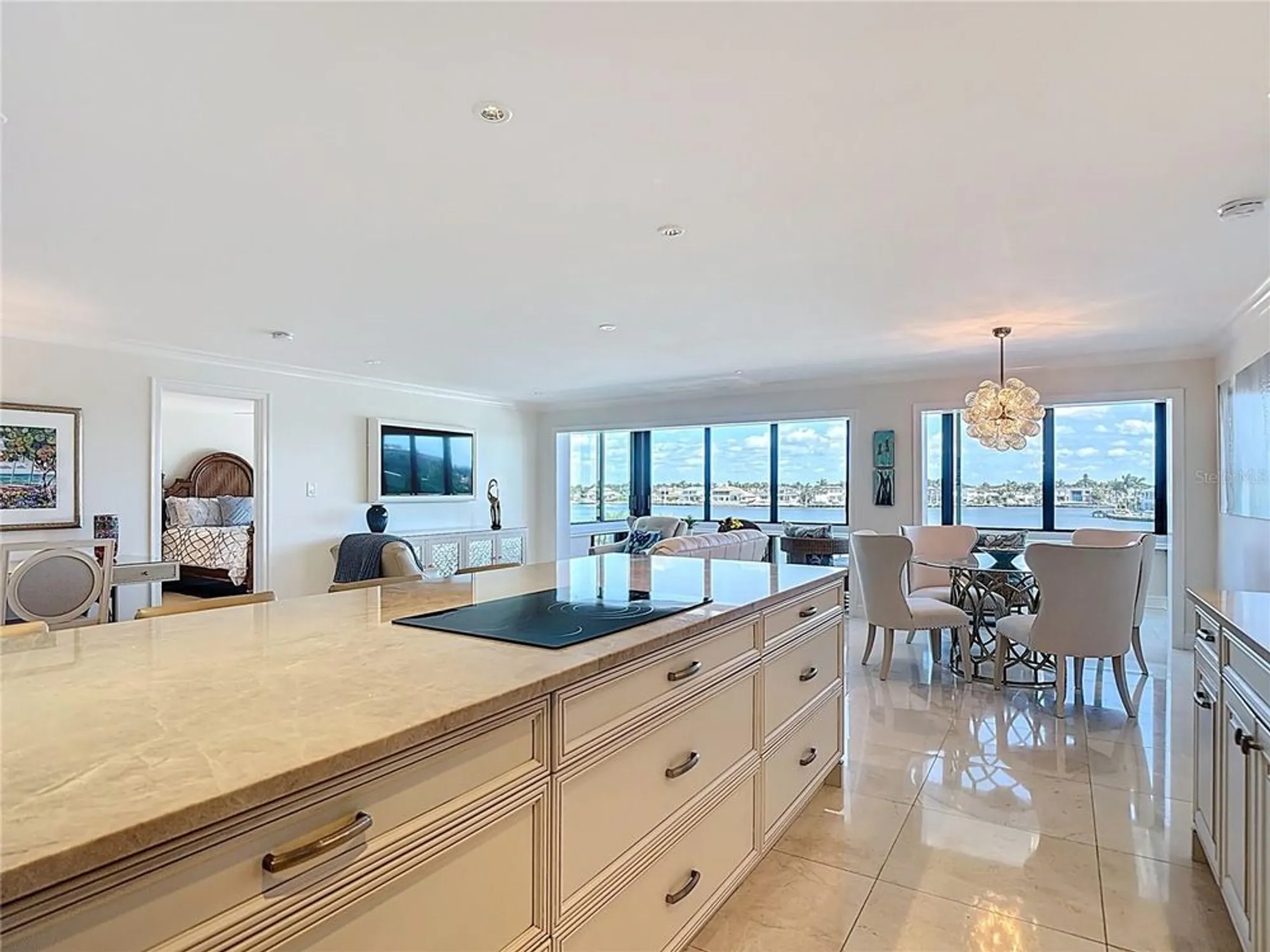 Property Slideshow image 21 of 54 | 3430 gulf shore blvd 3b, Naples, FL, 34103
